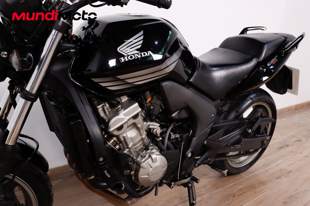 HONDA CBF 600NHONDA8 HONDA CBF 600NHONDA8
