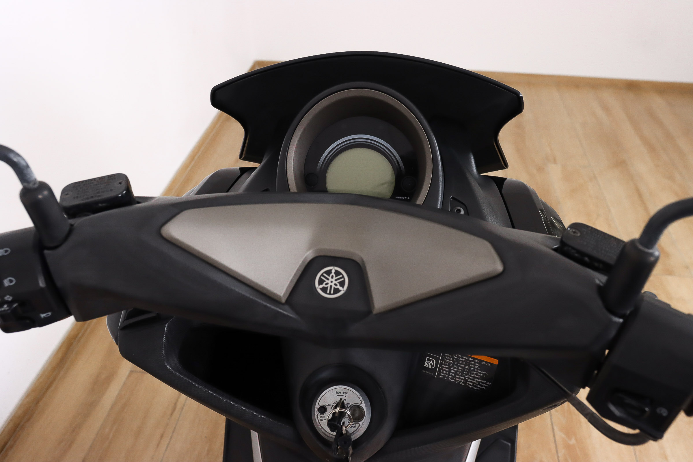 YAMAHA NMAXYAMAHA5 YAMAHA NMAXYAMAHA5