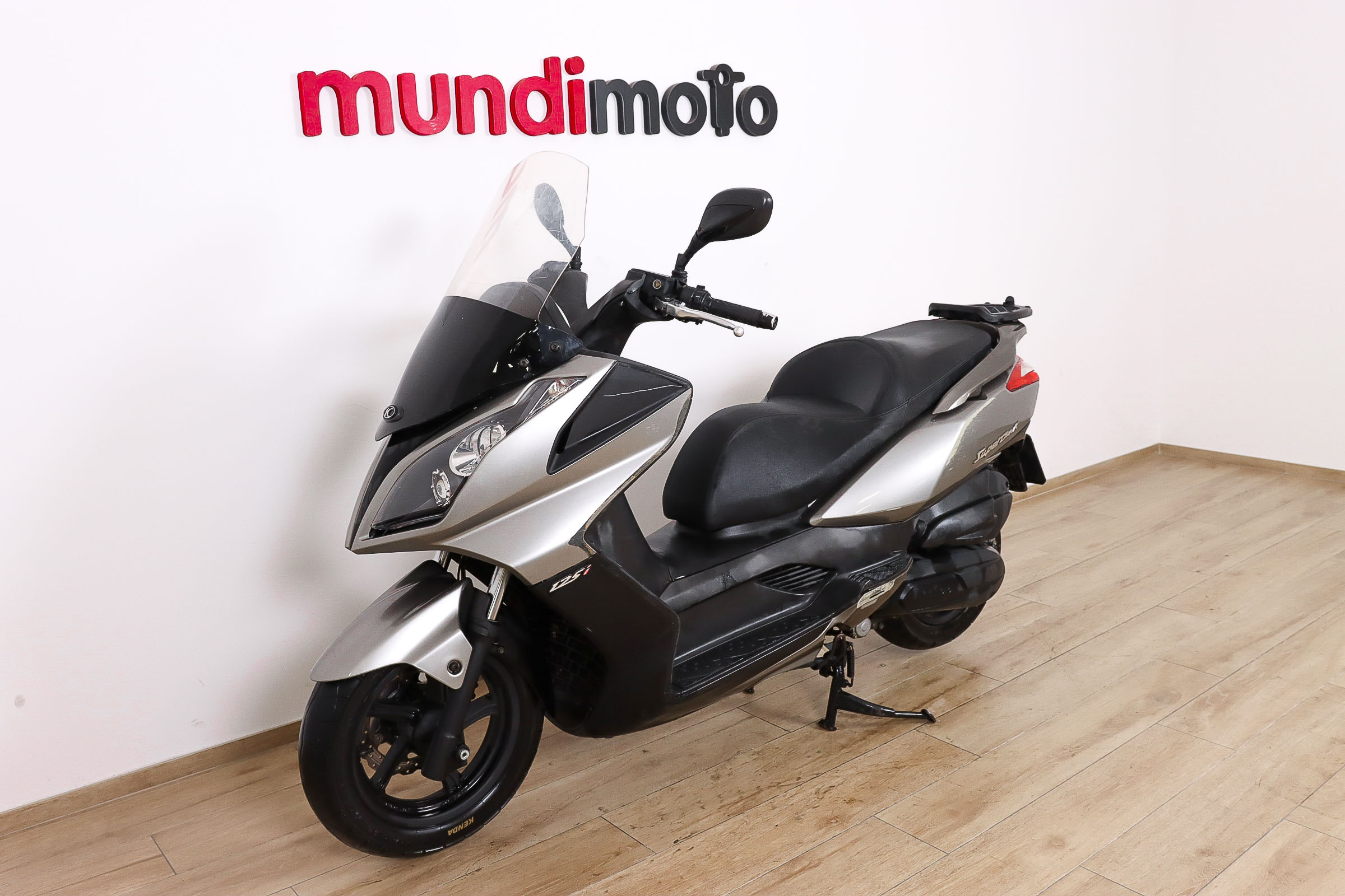 KYMCO Super Dink 125iKYMCO7 KYMCO Super Dink 125iKYMCO7