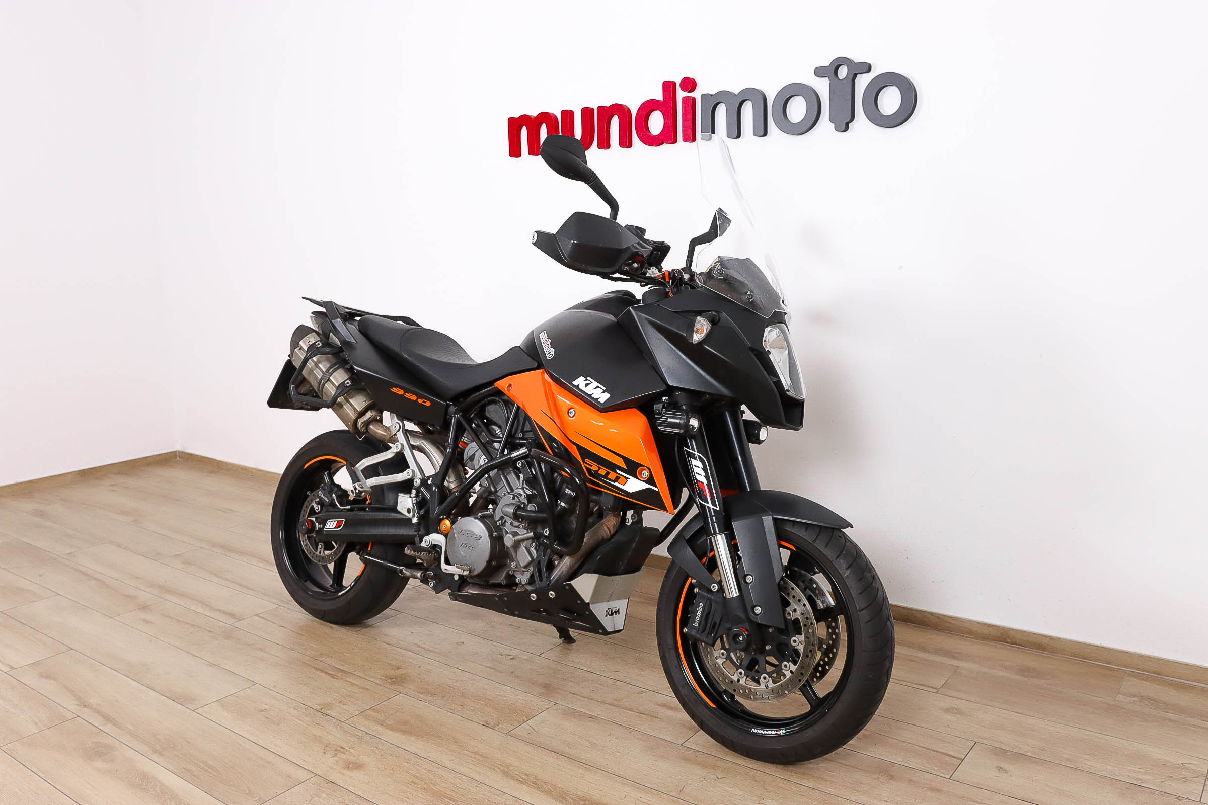 KTM 990 SUPERMOTOKTM1 KTM 990 SUPERMOTOKTM1