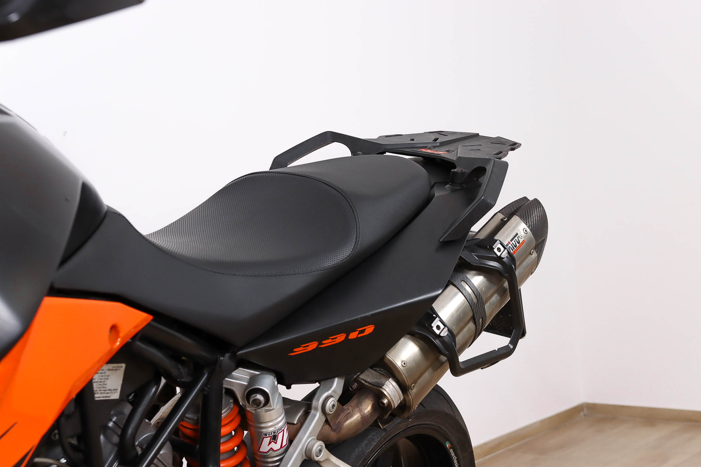 KTM 990 SUPERMOTOKTM14 KTM 990 SUPERMOTOKTM14