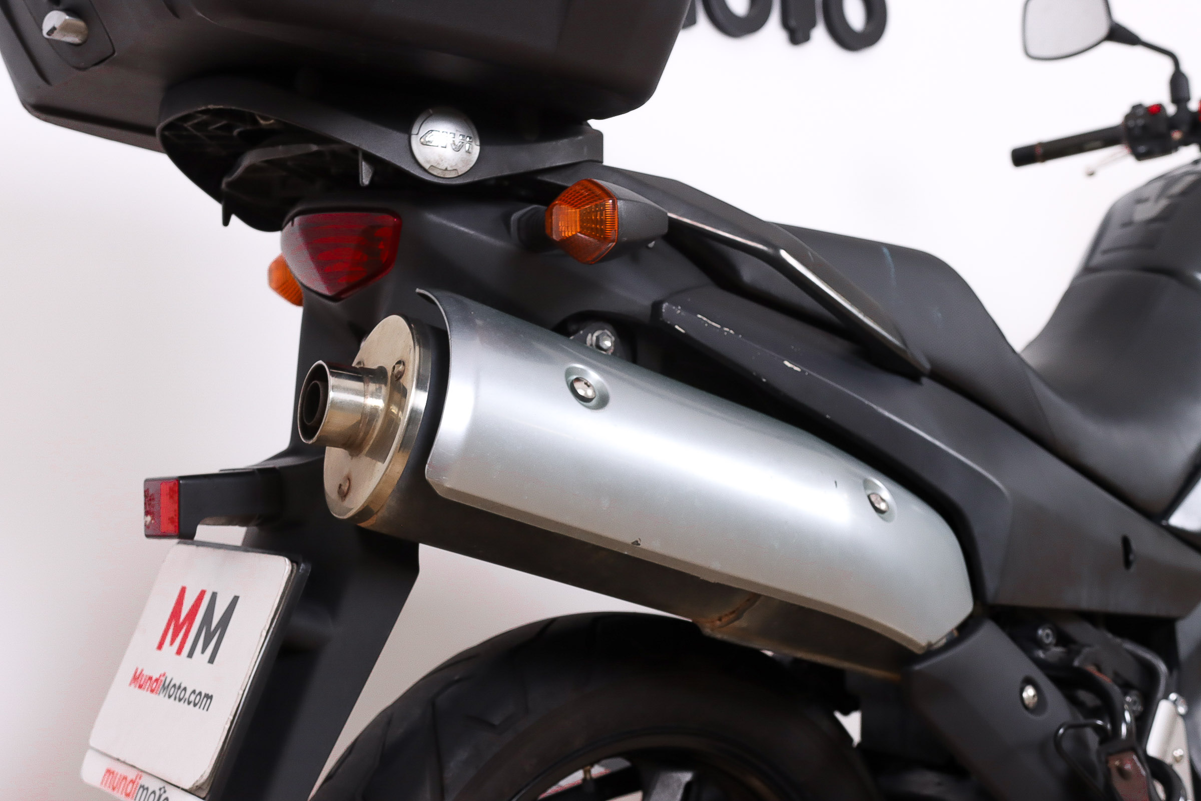 SUZUKI V-Strom 650 promoSUZUKI4 SUZUKI V-Strom 650 promoSUZUKI4