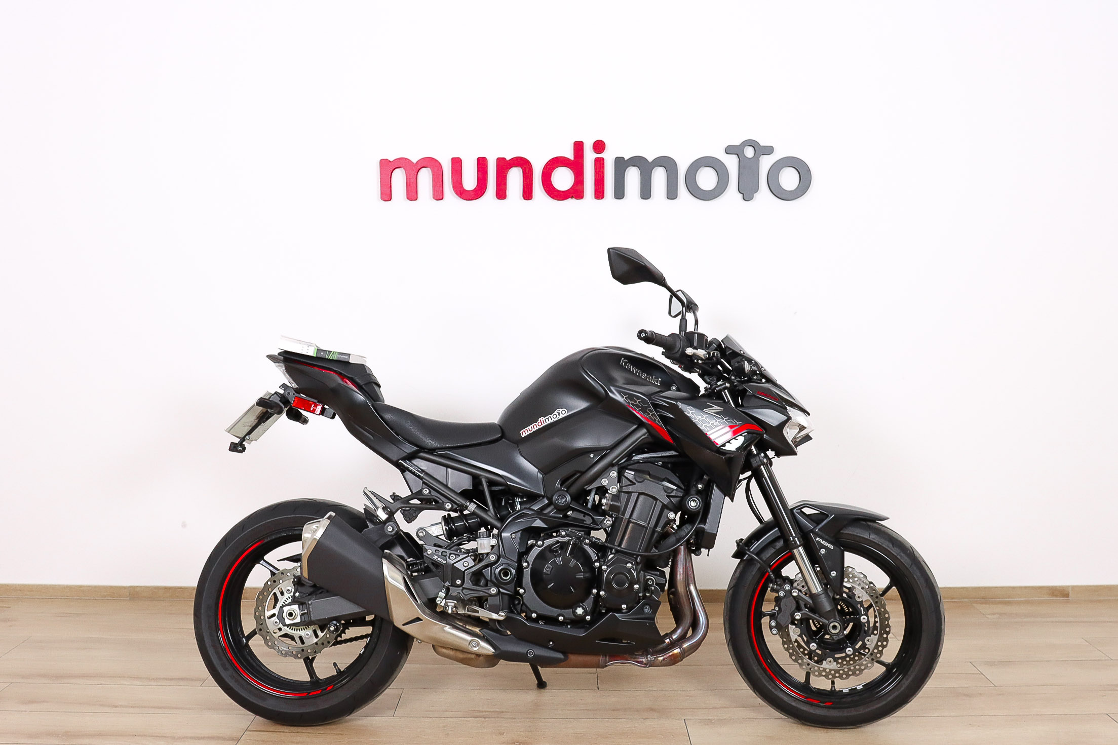 KAWASAKI Z 900KAWASAKI0 KAWASAKI Z 900KAWASAKI0