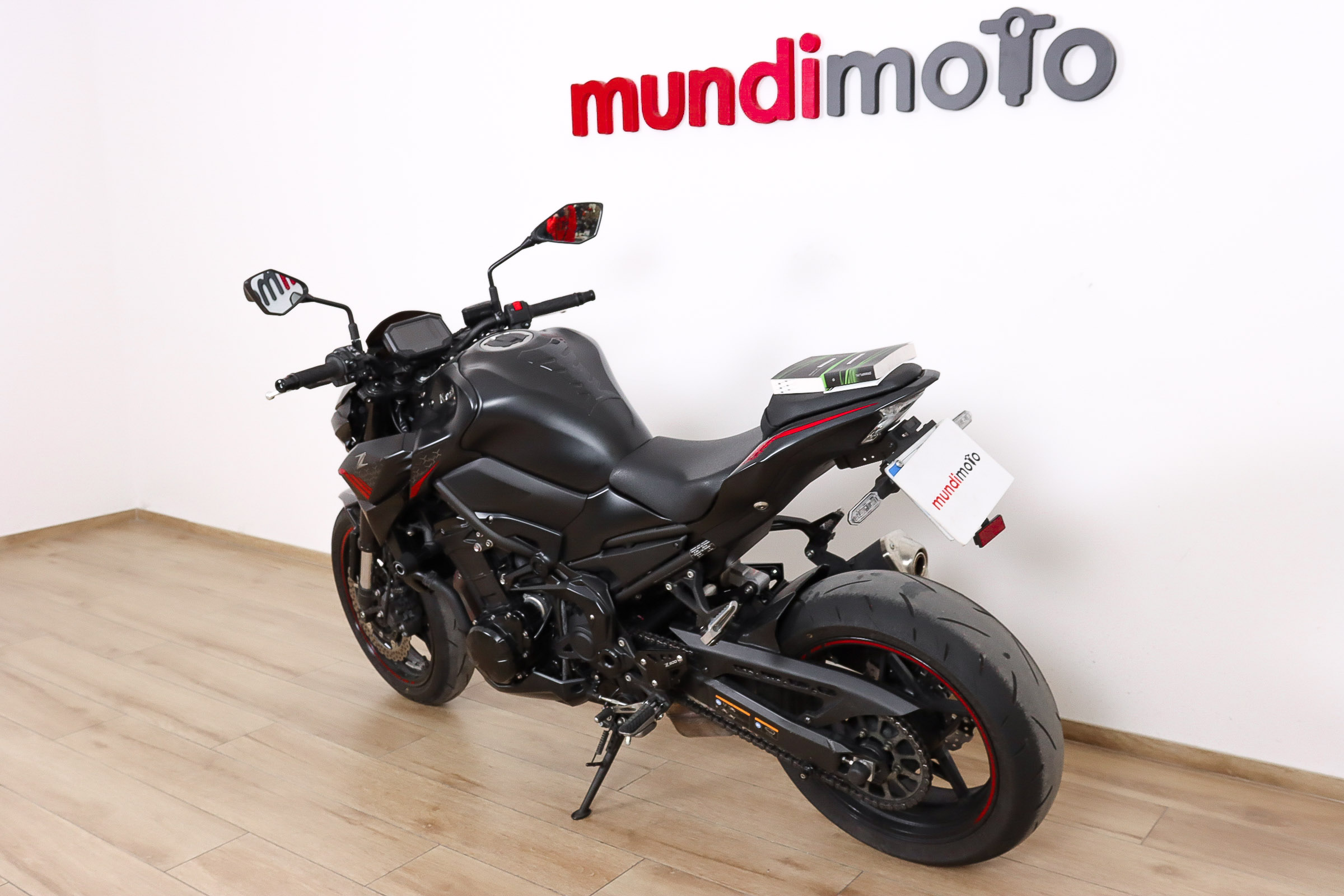 KAWASAKI Z 900KAWASAKI9 KAWASAKI Z 900KAWASAKI9
