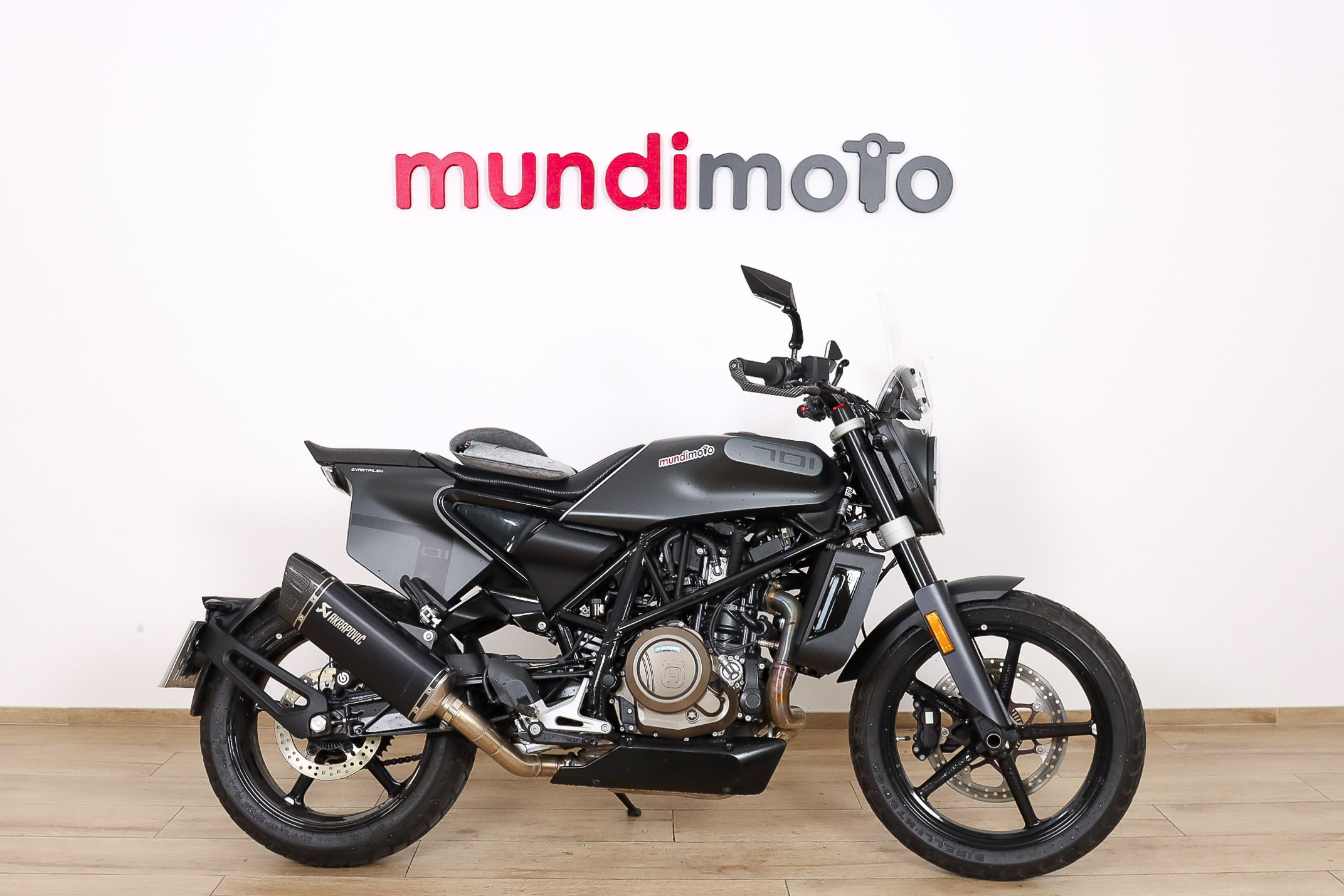 HUSQVARNA Svartpilen 701HUSQVARNA0 HUSQVARNA Svartpilen 701HUSQVARNA0