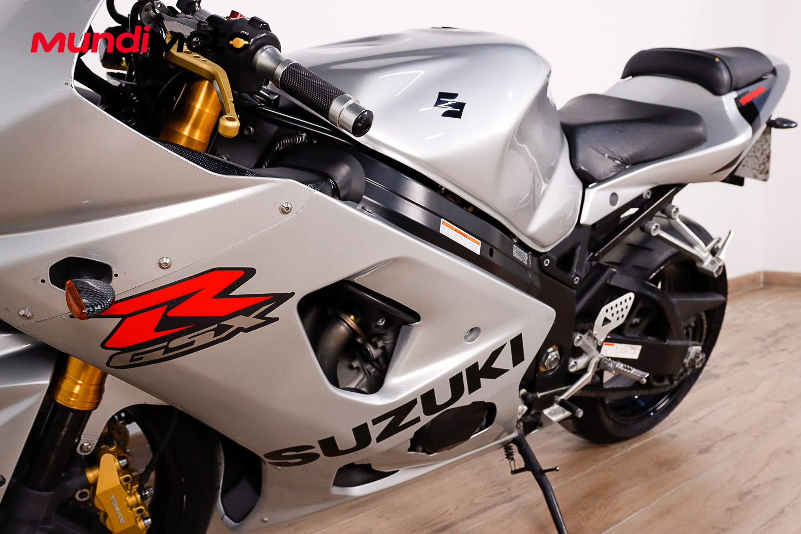 SUZUKI GSX R1000SUZUKI8 SUZUKI GSX R1000SUZUKI8