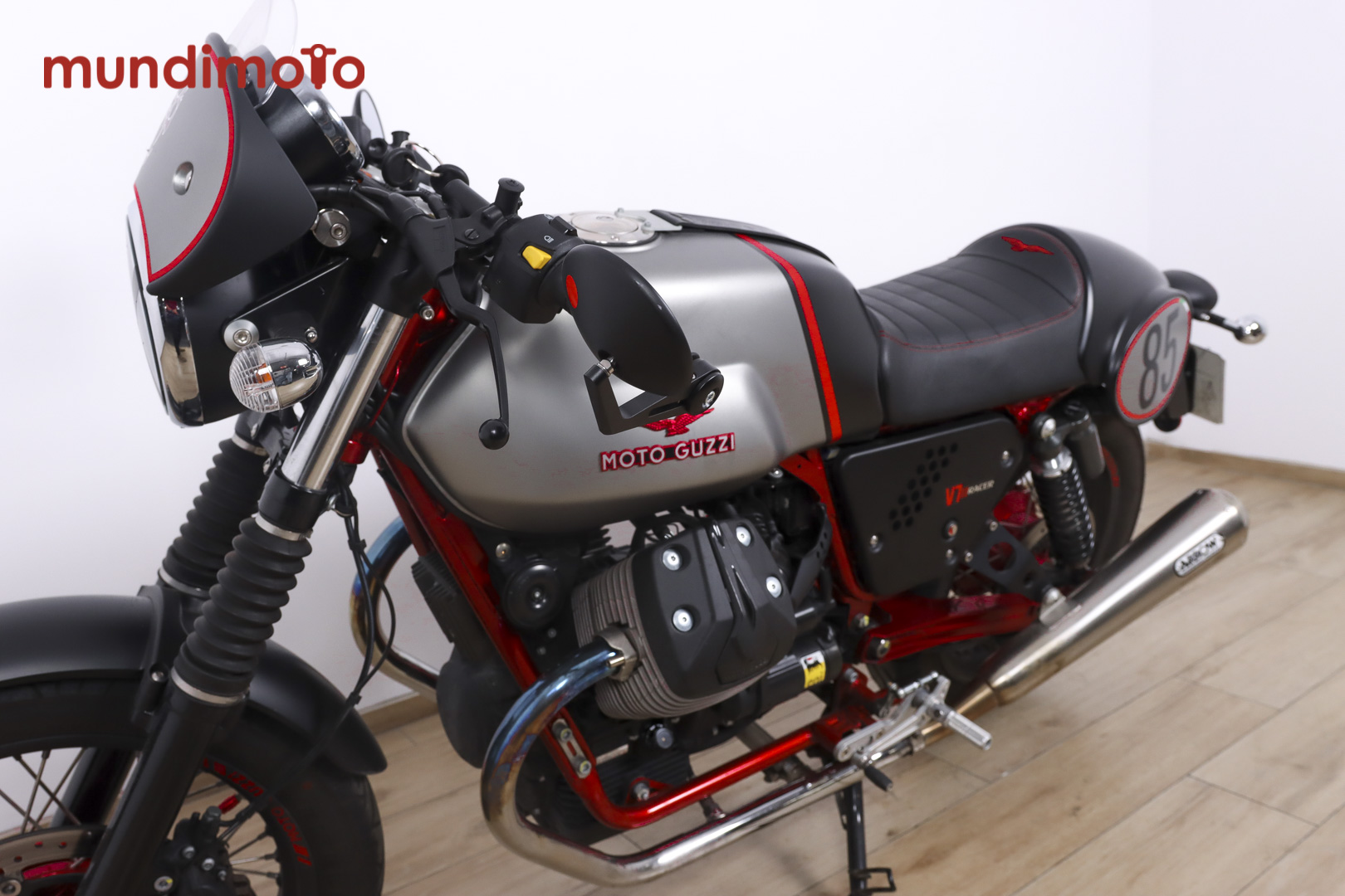 MOTO GUZZI V7 II RacerMOTO GUZZI11 MOTO GUZZI V7 II RacerMOTO GUZZI11