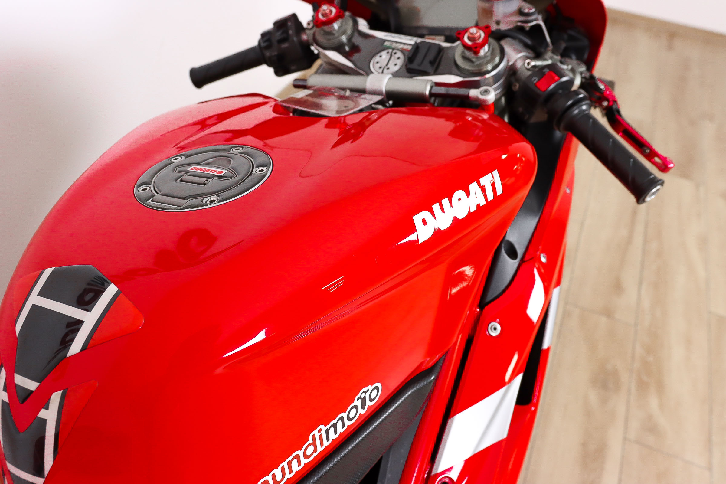 DUCATI 1098 SUPERBIKE promoDUCATI6 DUCATI 1098 SUPERBIKE promoDUCATI6