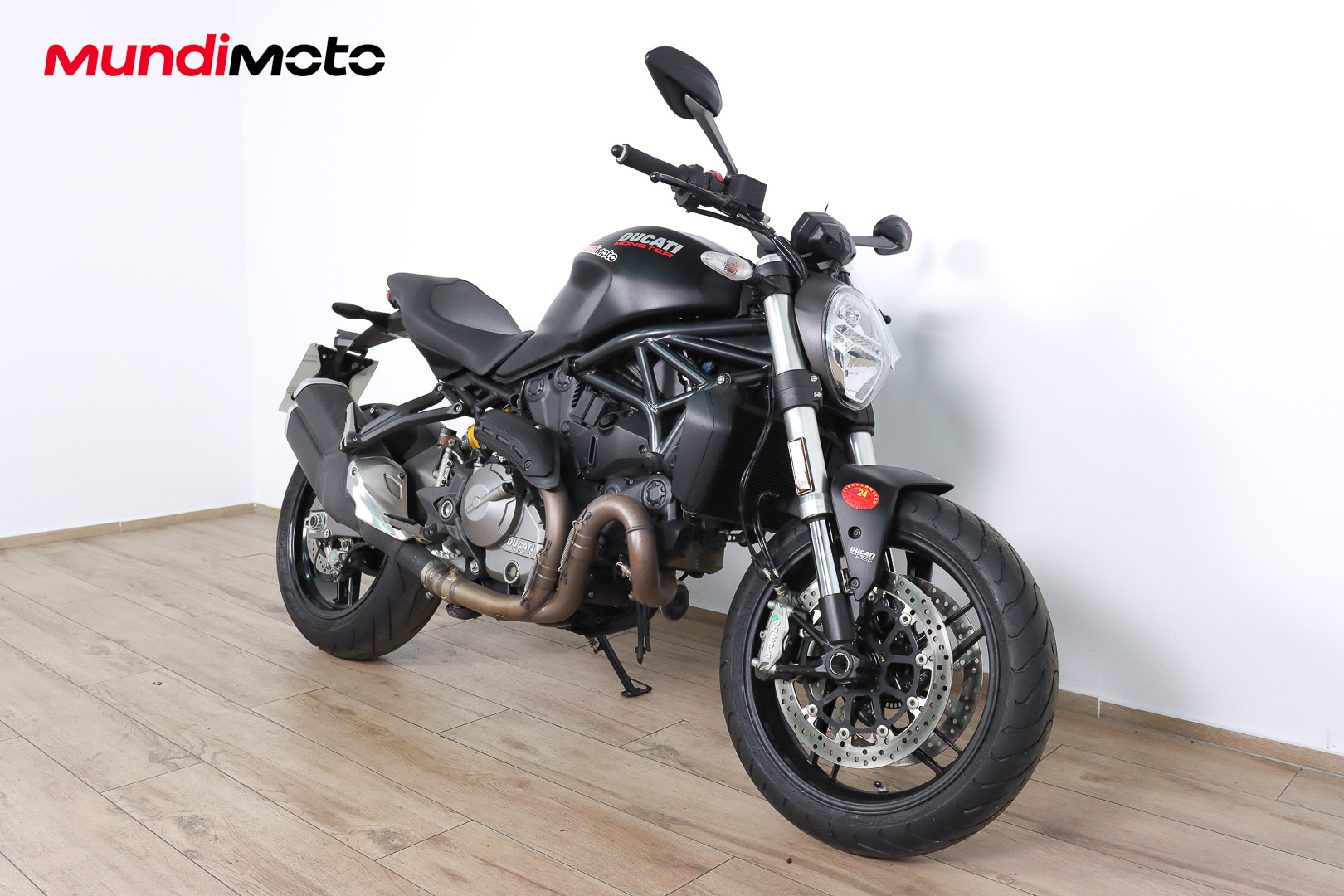 DUCATI Monster 821DUCATI1 DUCATI Monster 821DUCATI1