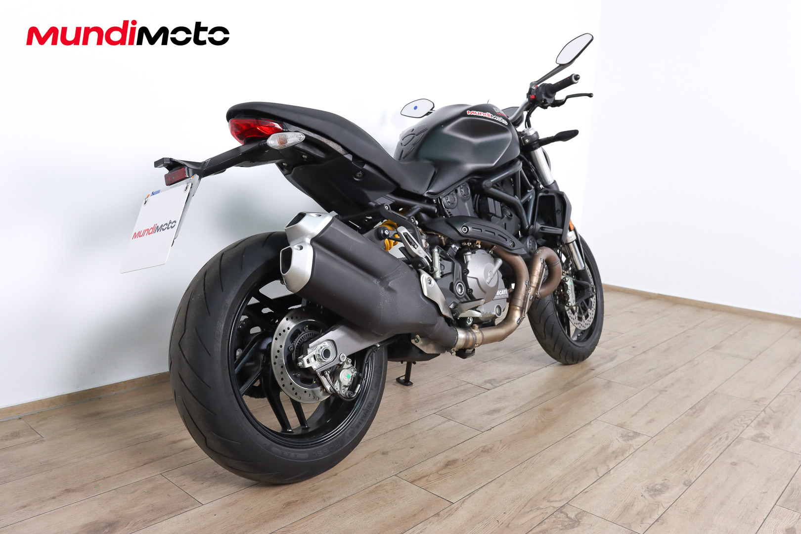DUCATI Monster 821DUCATI2 DUCATI Monster 821DUCATI2