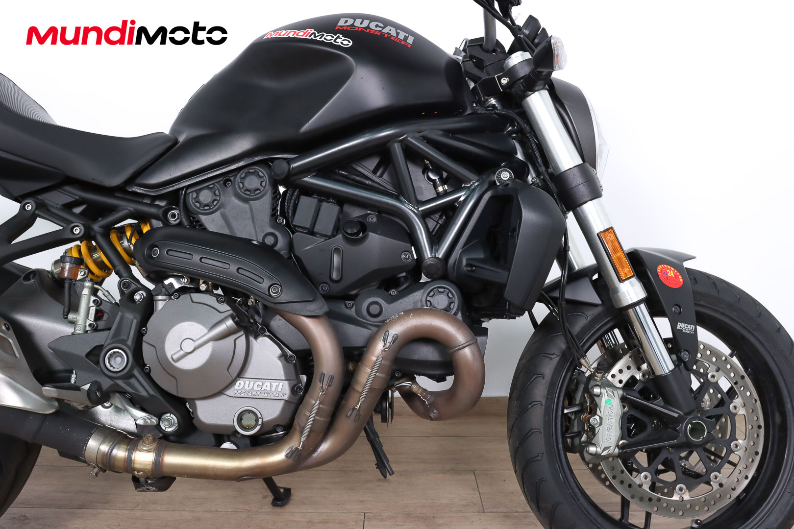 DUCATI Monster 821DUCATI5 DUCATI Monster 821DUCATI5