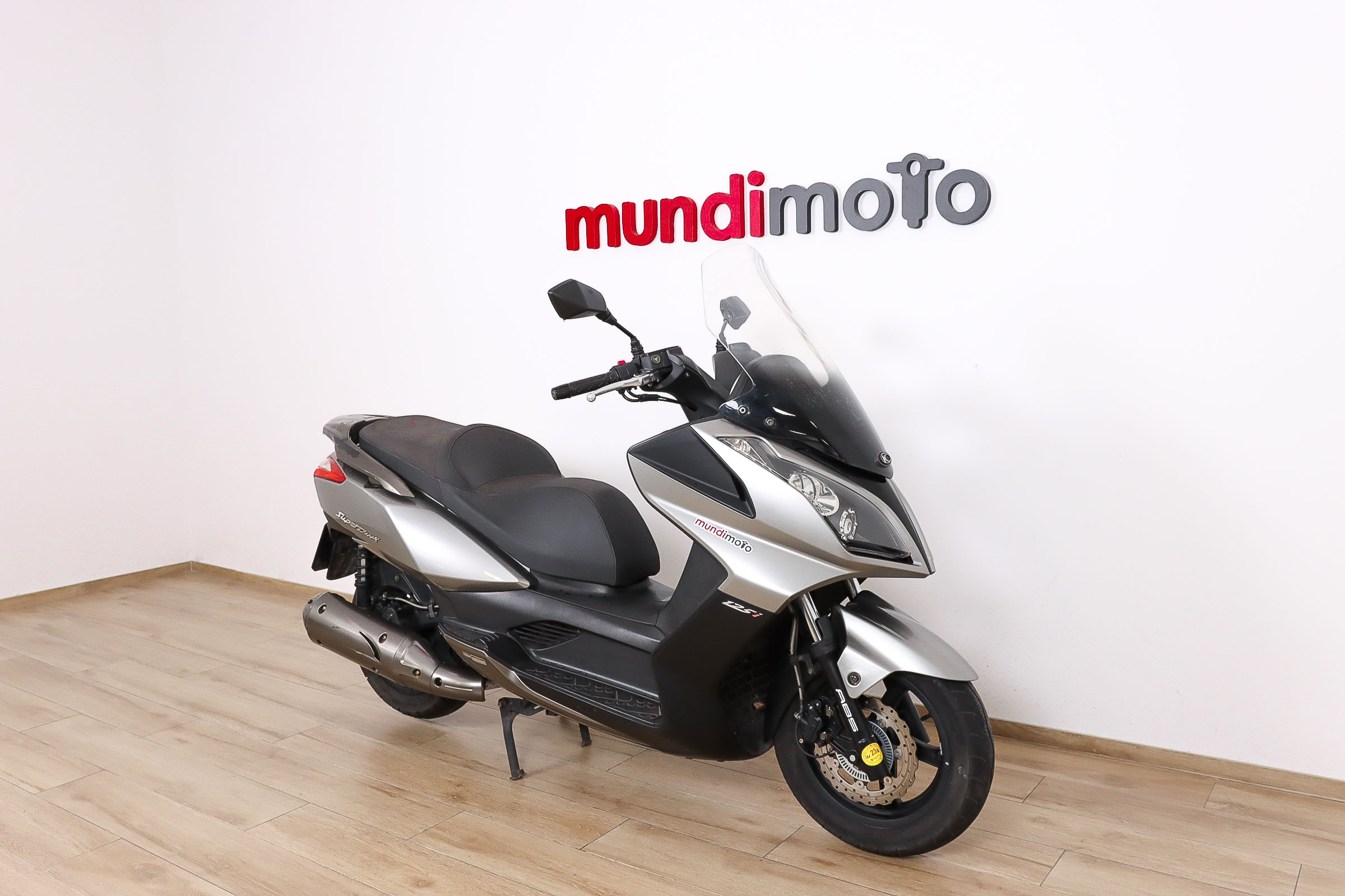 KYMCO Super Dink 125iKYMCO2 KYMCO Super Dink 125iKYMCO2