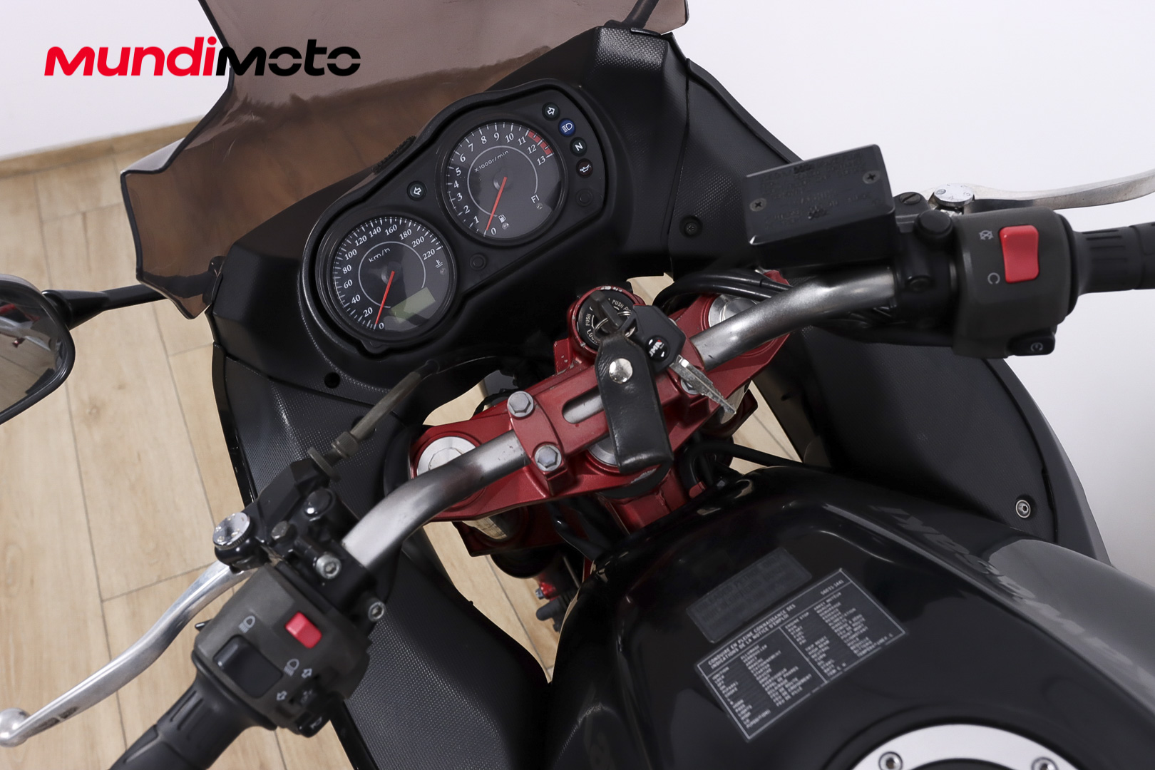 KAWASAKI ER 6FKAWASAKI9 KAWASAKI ER 6FKAWASAKI9
