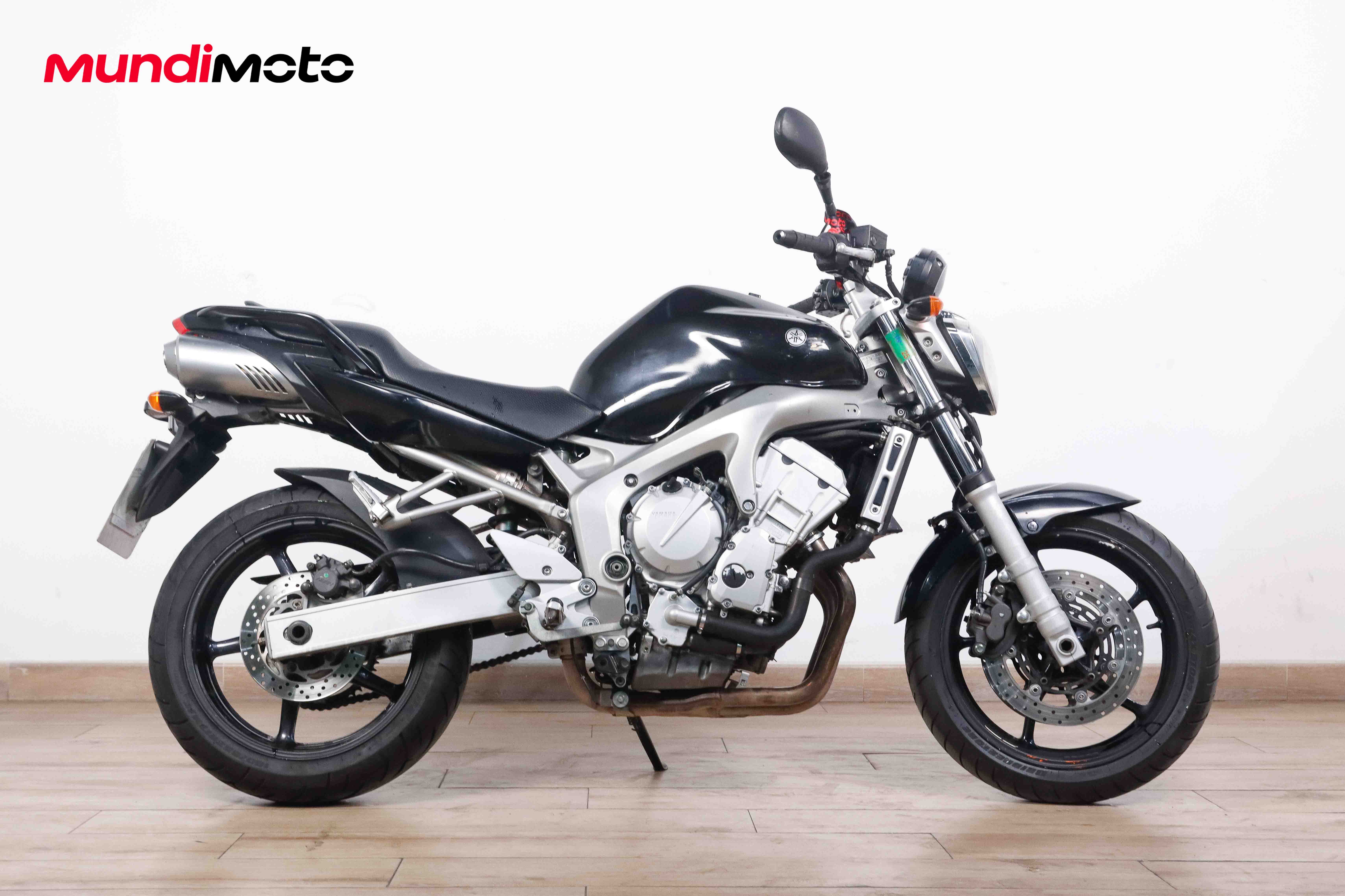 YAMAHA FZ6 N YAMAHA0 YAMAHA FZ6 N YAMAHA0