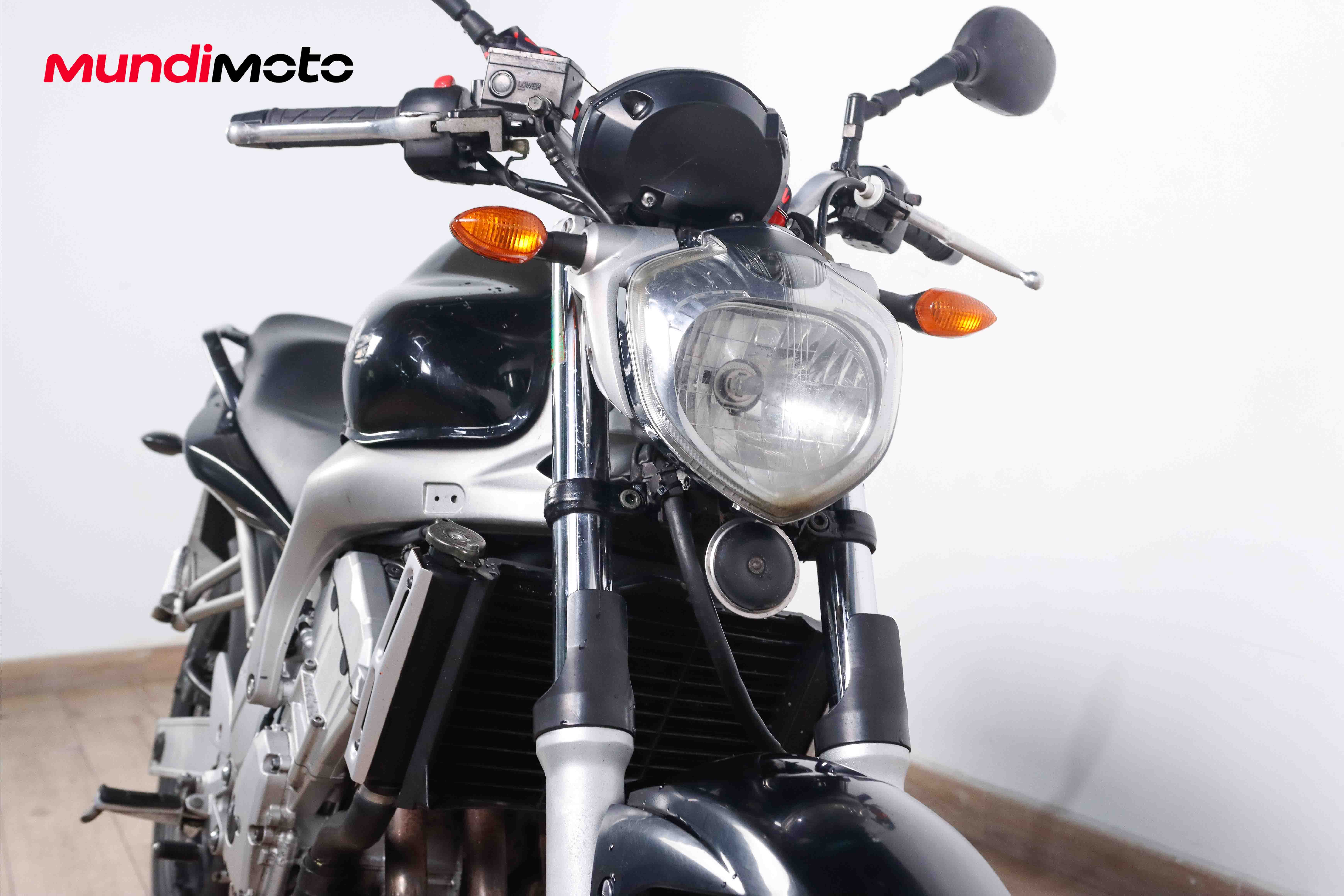 YAMAHA FZ6 N YAMAHA3 YAMAHA FZ6 N YAMAHA3