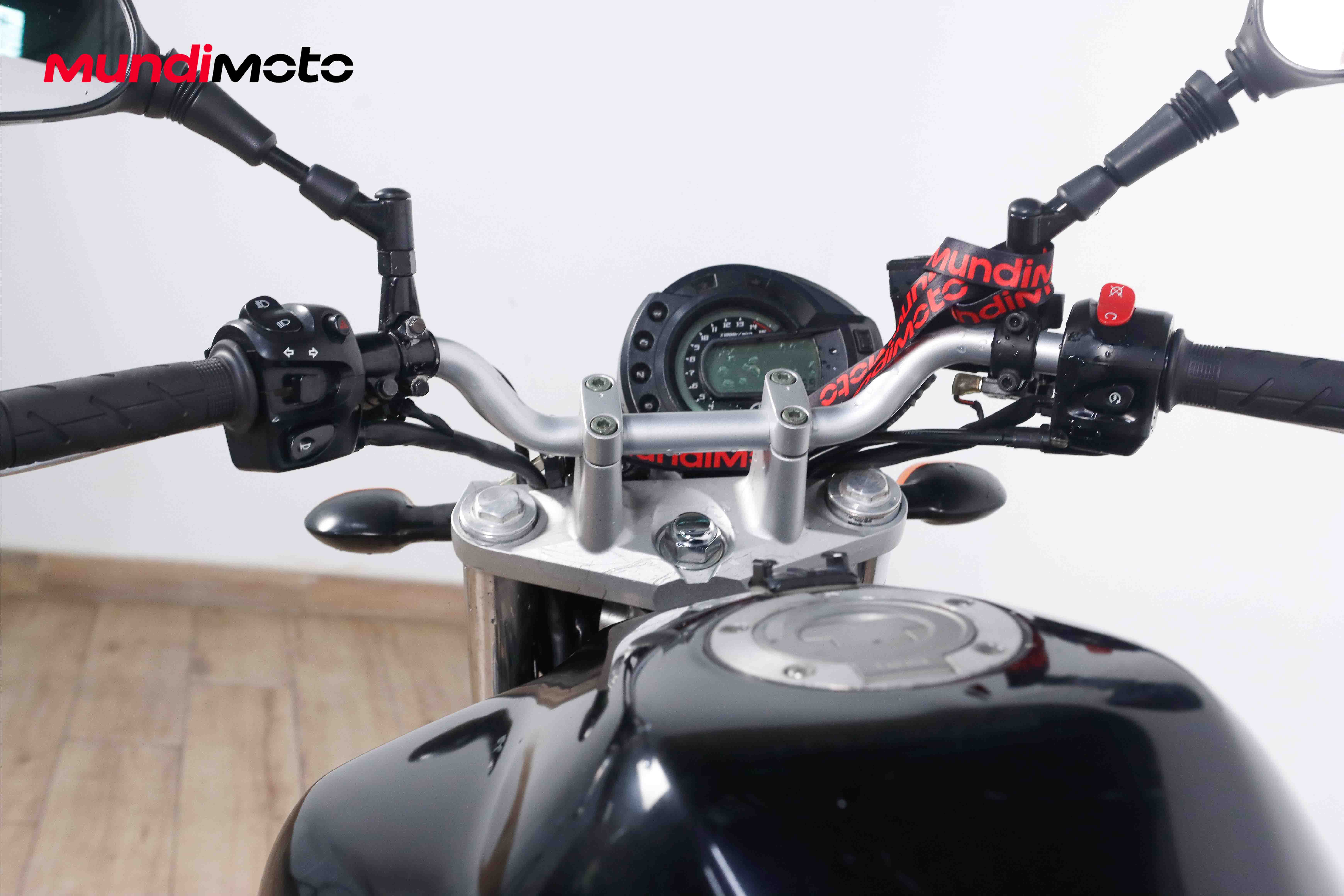 YAMAHA FZ6 N YAMAHA9 YAMAHA FZ6 N YAMAHA9