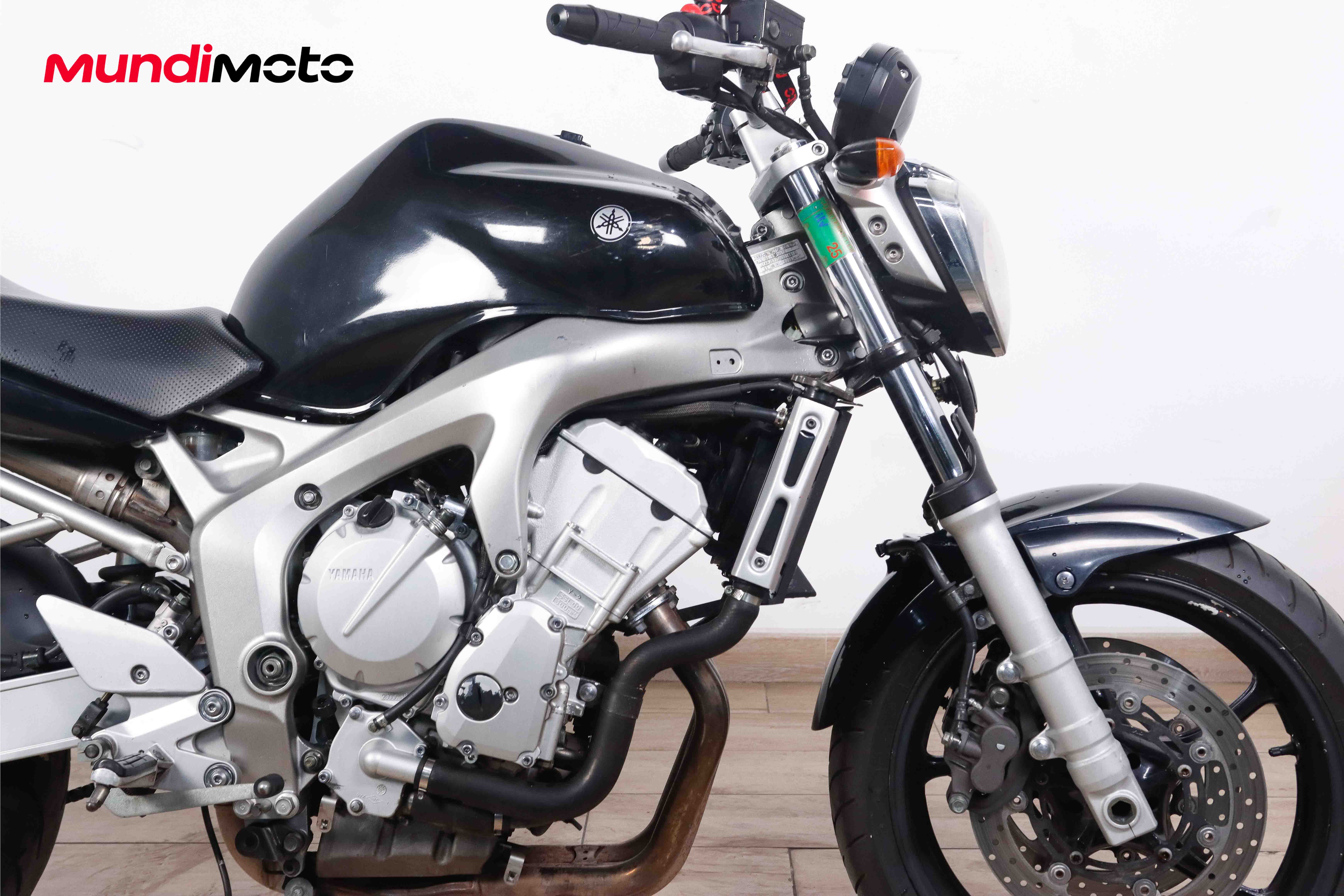 YAMAHA FZ6 N YAMAHA11 YAMAHA FZ6 N YAMAHA11