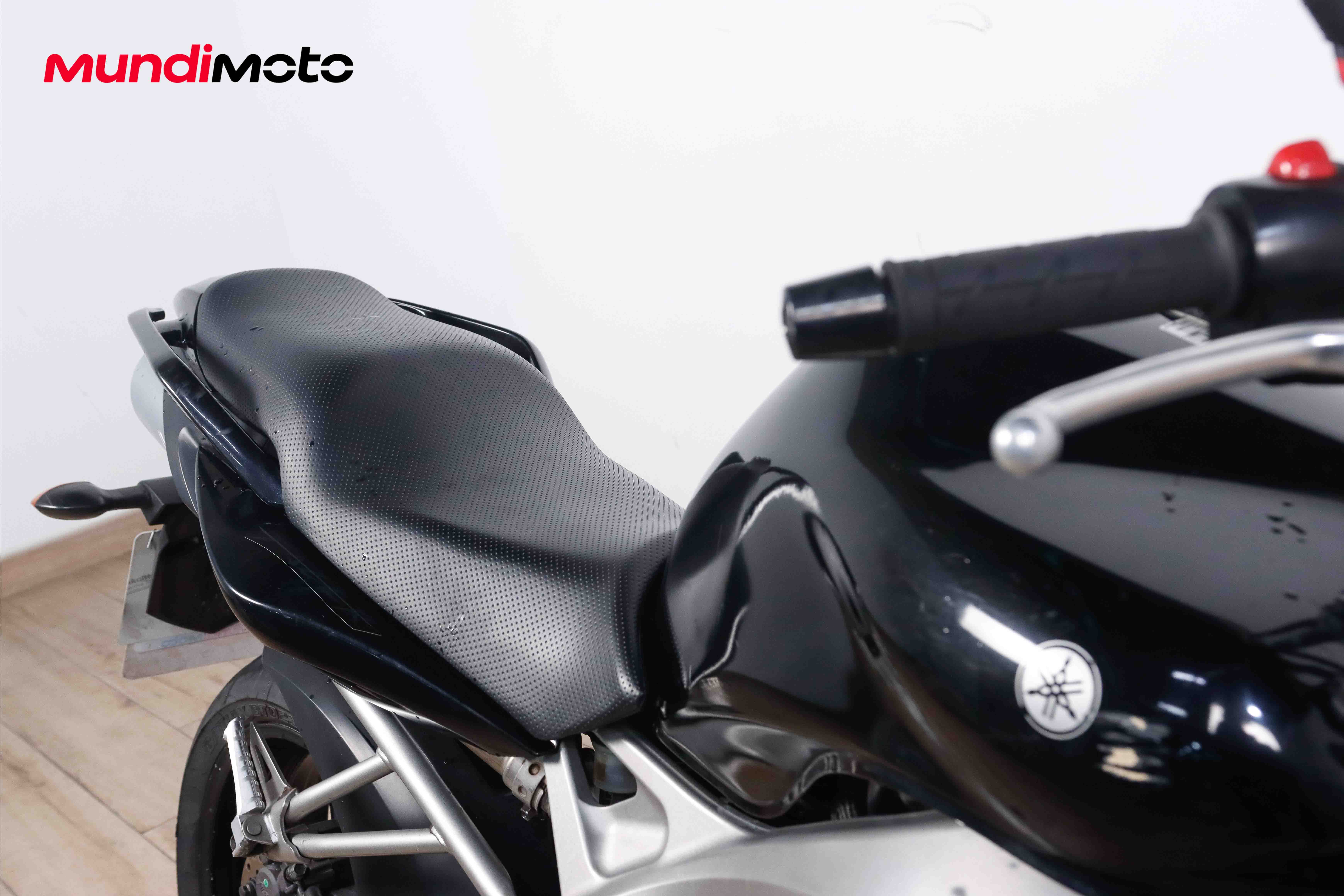 YAMAHA FZ6 N YAMAHA12 YAMAHA FZ6 N YAMAHA12