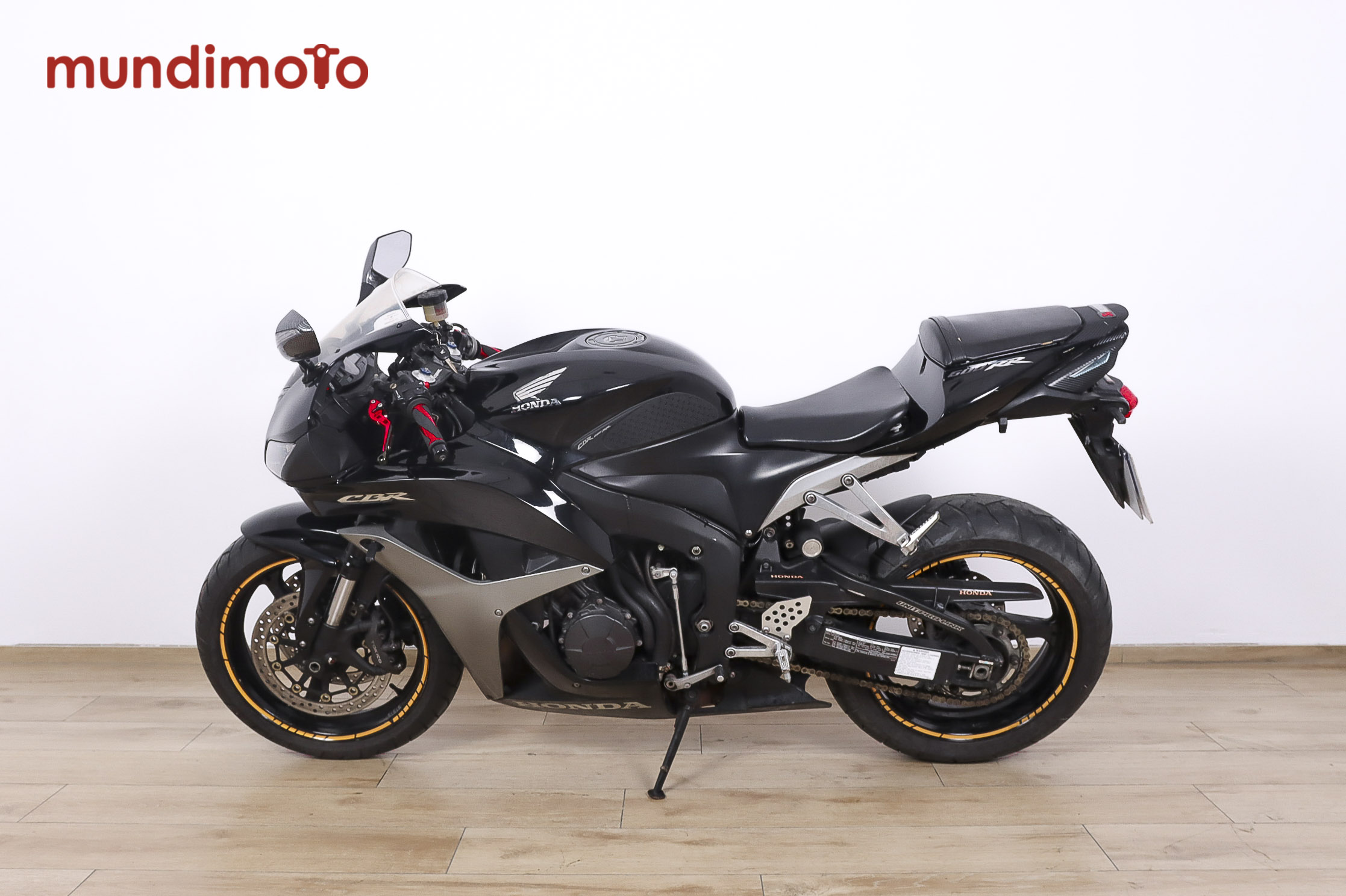HONDA CBR 600 RRHONDA8 HONDA CBR 600 RRHONDA8