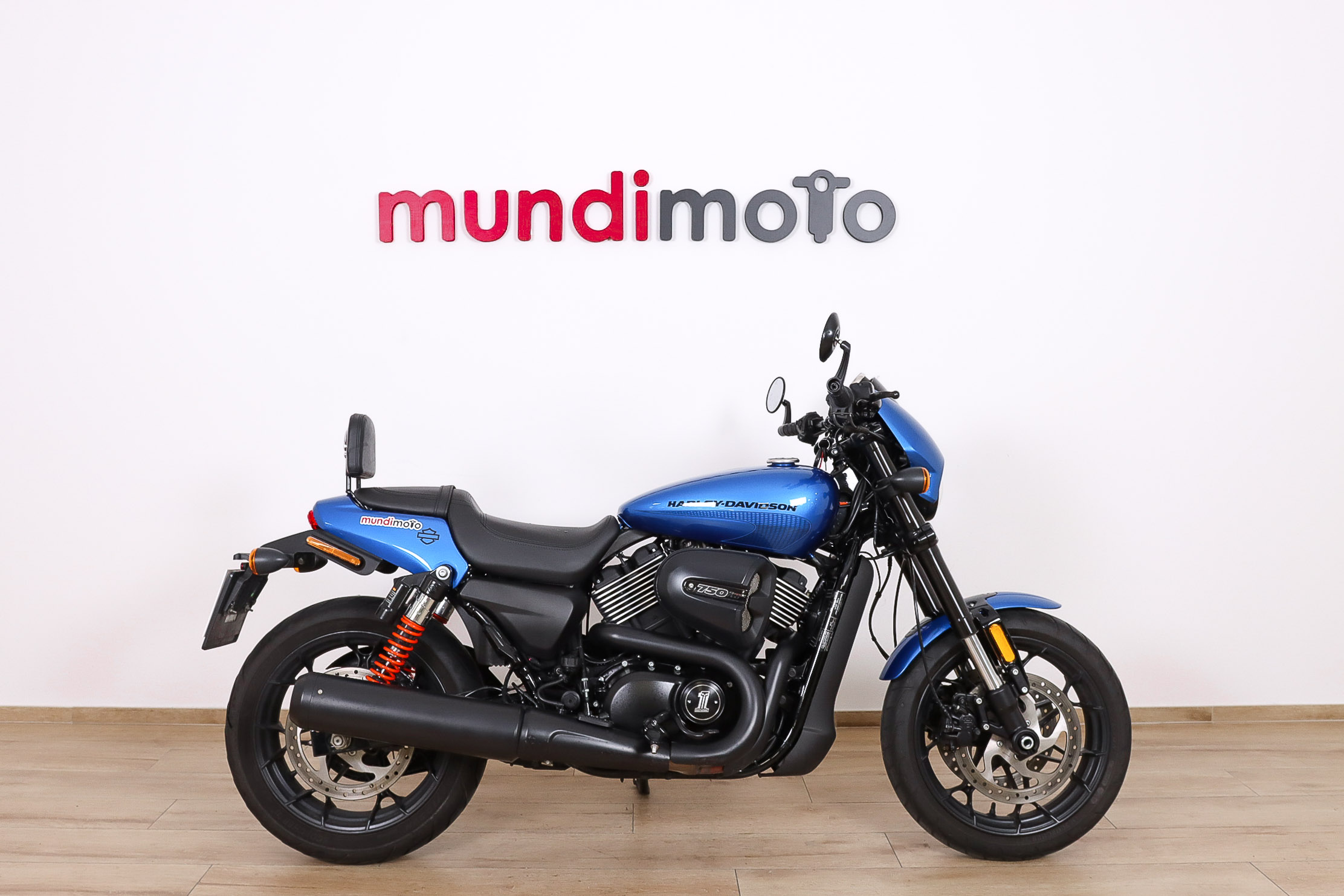 HARLEY DAVIDSON Street Rod promoHARLEY DAVIDSON1 HARLEY DAVIDSON Street Rod promoHARLEY DAVIDSON1