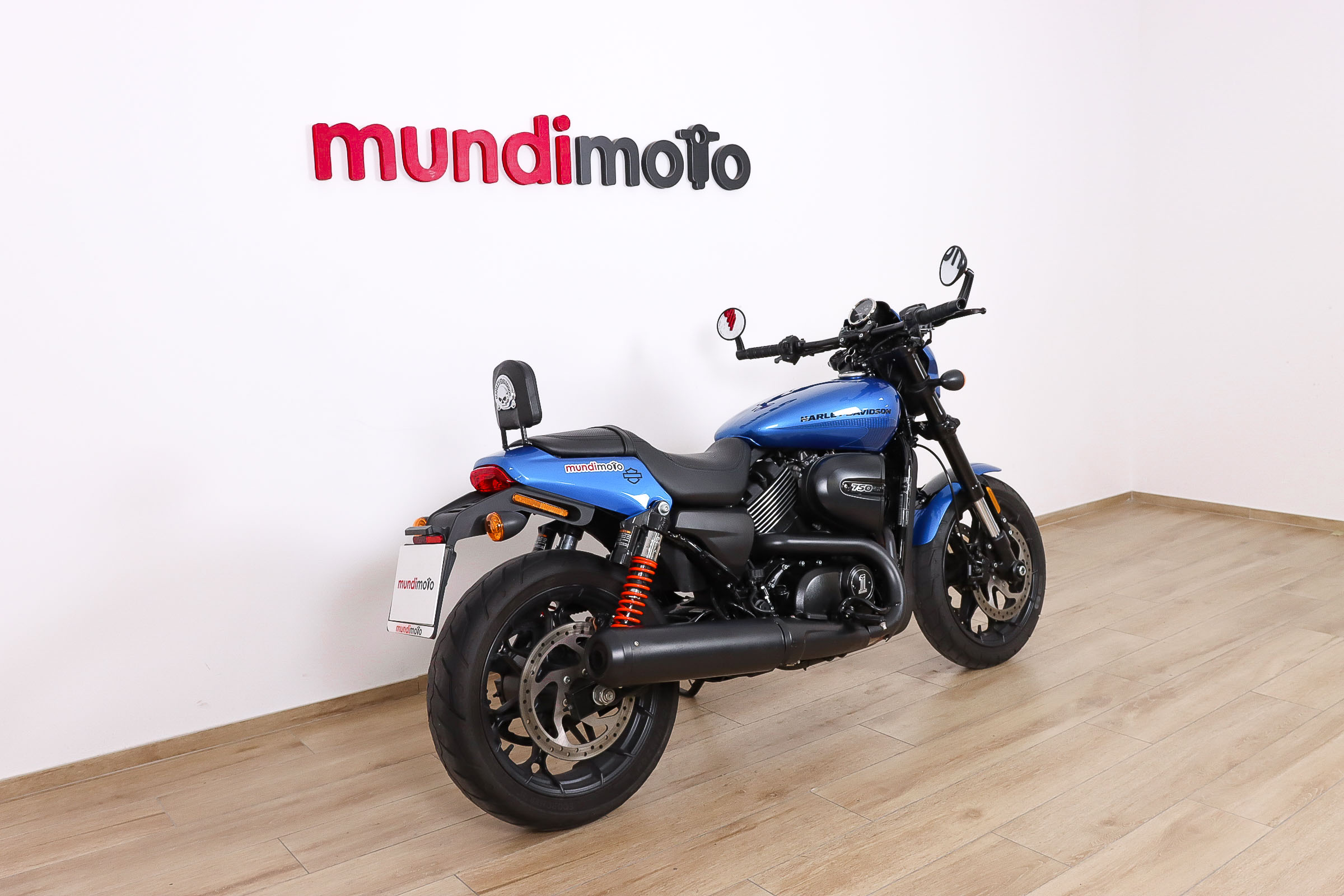 HARLEY DAVIDSON Street Rod promoHARLEY DAVIDSON3 HARLEY DAVIDSON Street Rod promoHARLEY DAVIDSON3