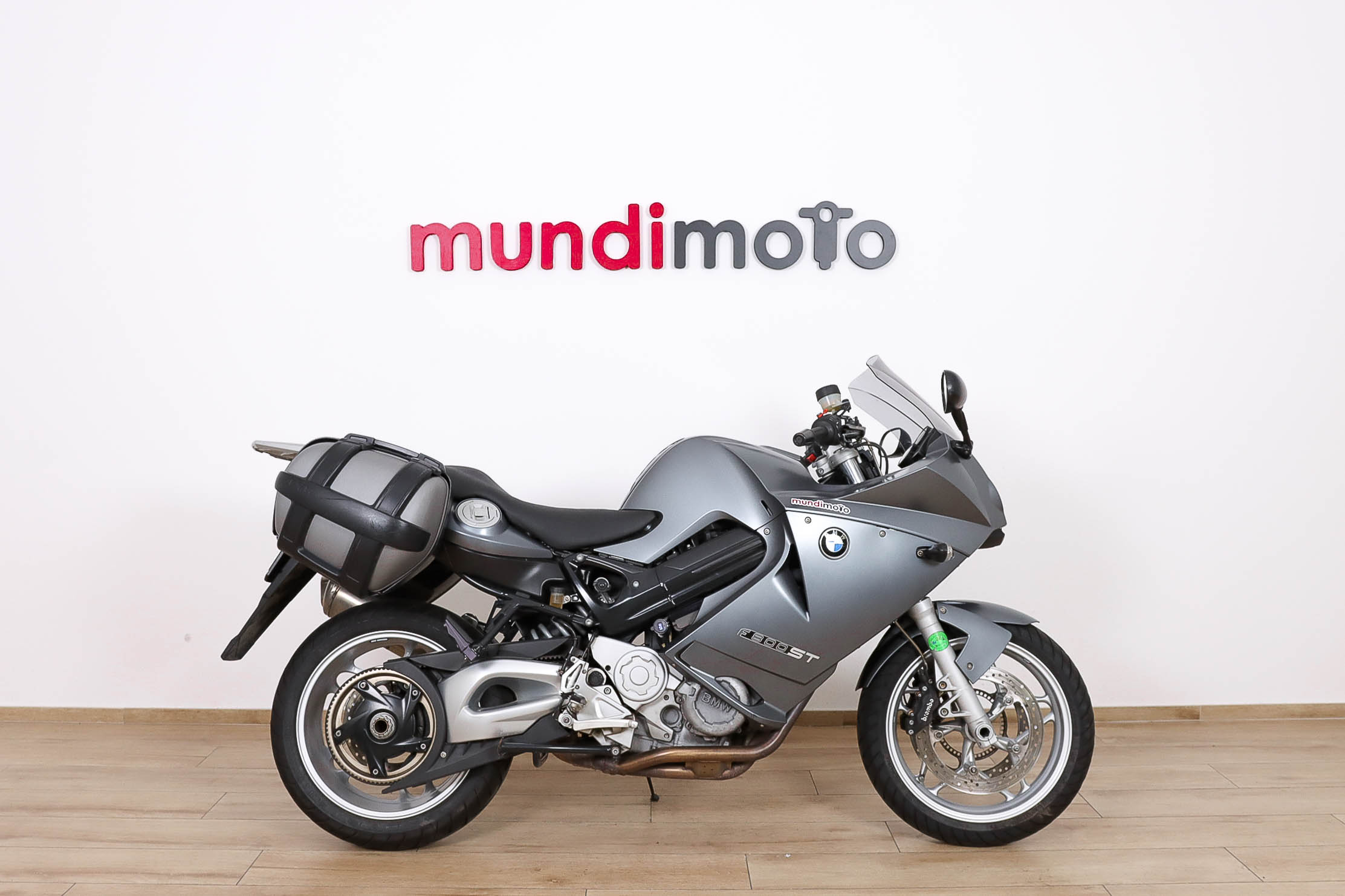 BMW F 800 STBMW0 BMW F 800 STBMW0