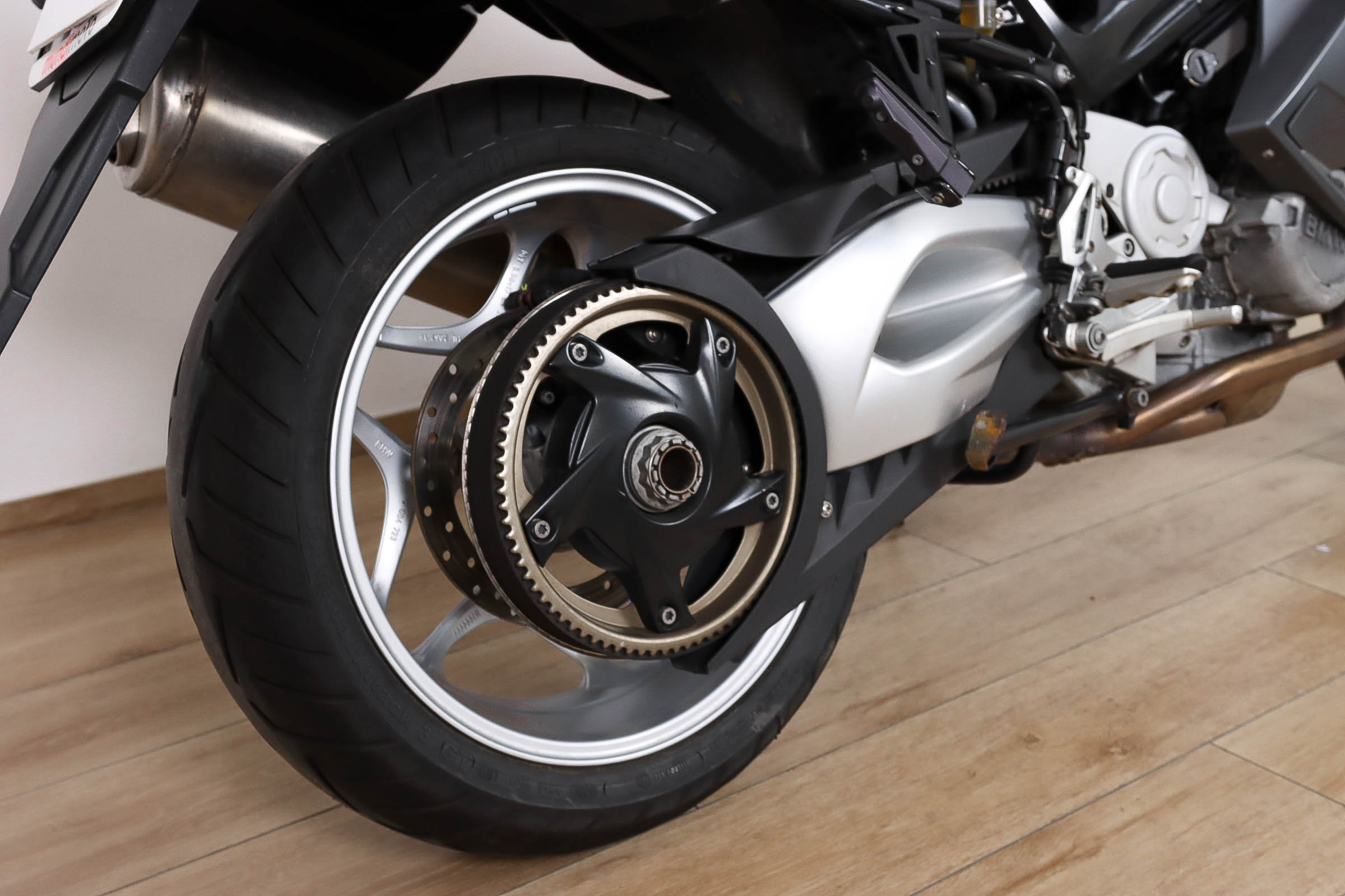 BMW F 800 STBMW5 BMW F 800 STBMW5