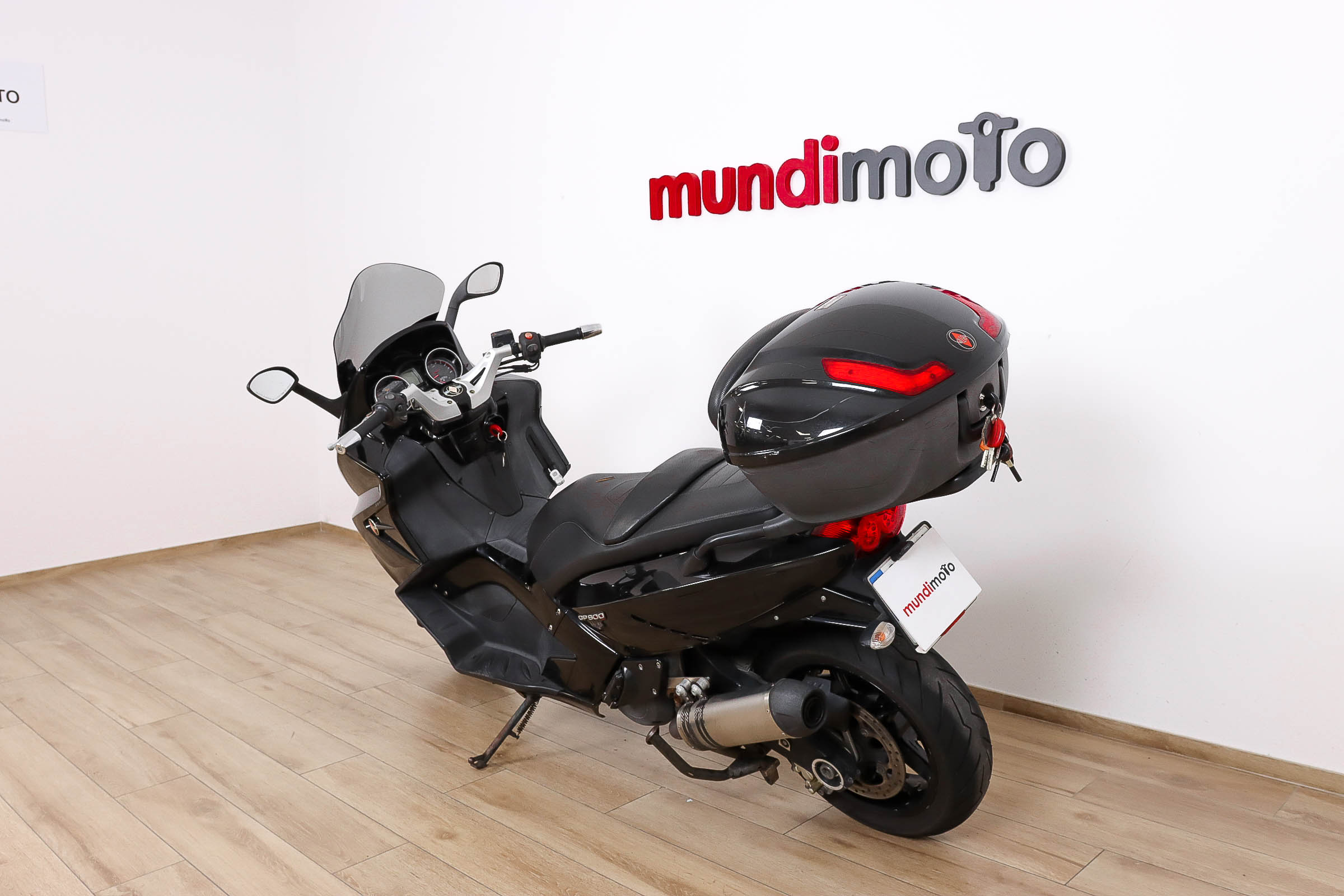 GILERA GP 800GILERA9 GILERA GP 800GILERA9