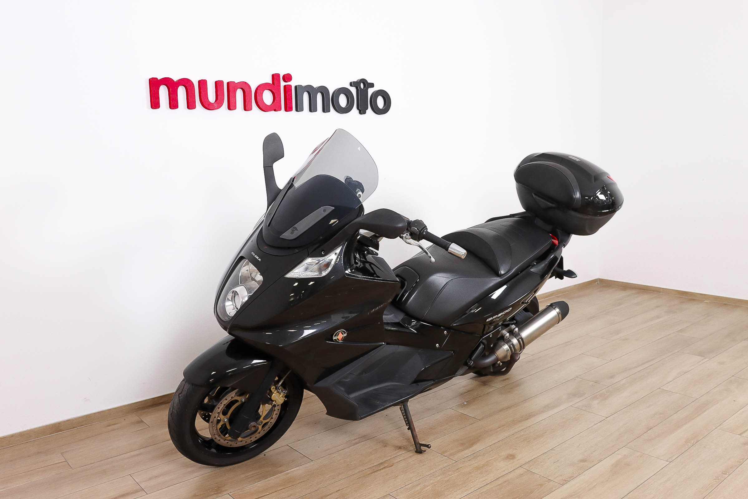 GILERA GP 800GILERA10 GILERA GP 800GILERA10