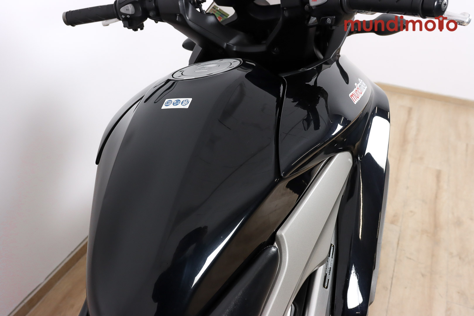 HONDA VFR 800 FI promoHONDA4 HONDA VFR 800 FI promoHONDA4