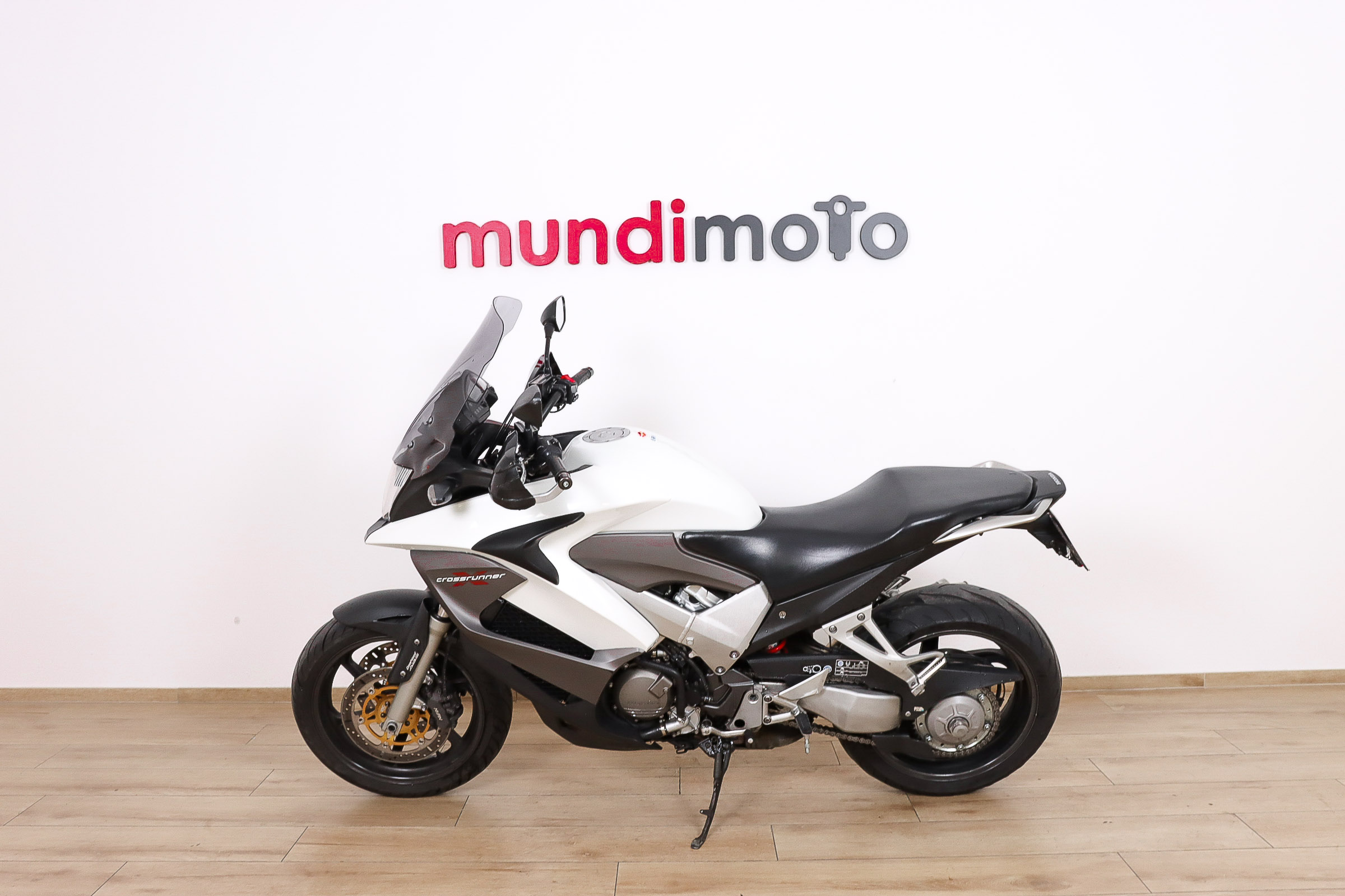 HONDA CROSSRUNNER V4HONDA8 HONDA CROSSRUNNER V4HONDA8