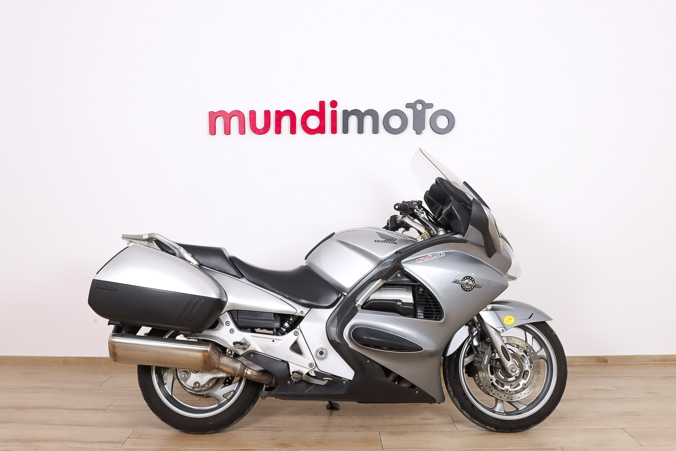 HONDA PAN-EUROPEAN ST 1300HONDA0 HONDA PAN-EUROPEAN ST 1300HONDA0