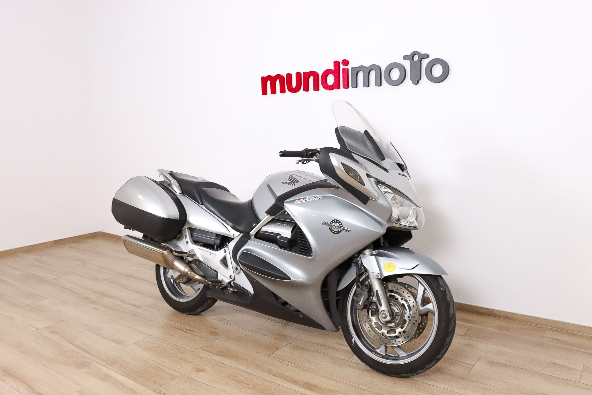 HONDA PAN-EUROPEAN ST 1300HONDA1 HONDA PAN-EUROPEAN ST 1300HONDA1