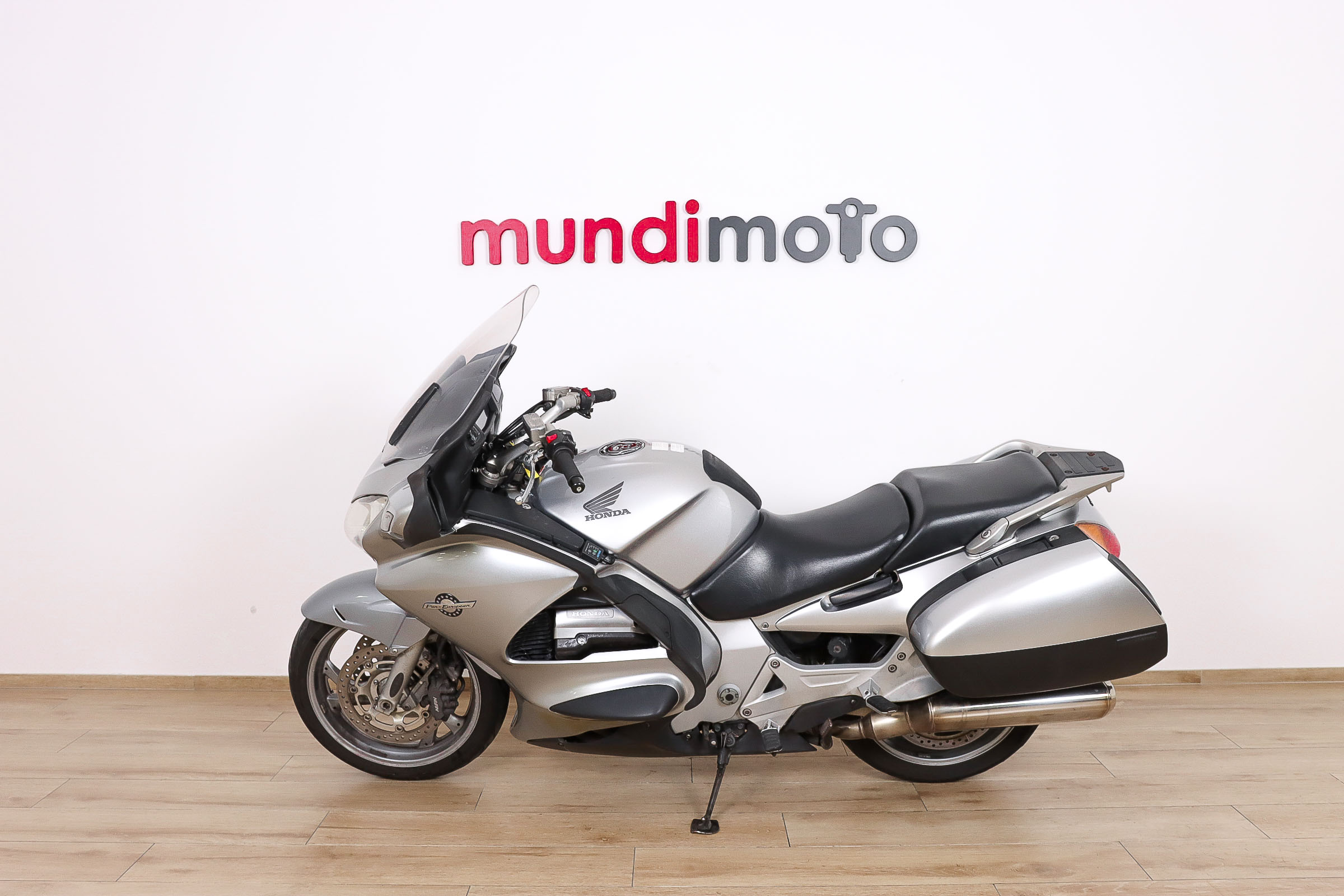 HONDA PAN-EUROPEAN ST 1300HONDA5 HONDA PAN-EUROPEAN ST 1300HONDA5