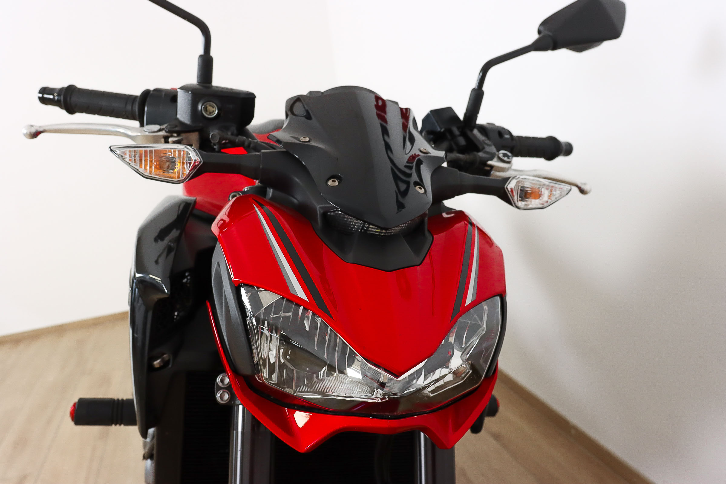 KAWASAKI Z 900KAWASAKI8 KAWASAKI Z 900KAWASAKI8