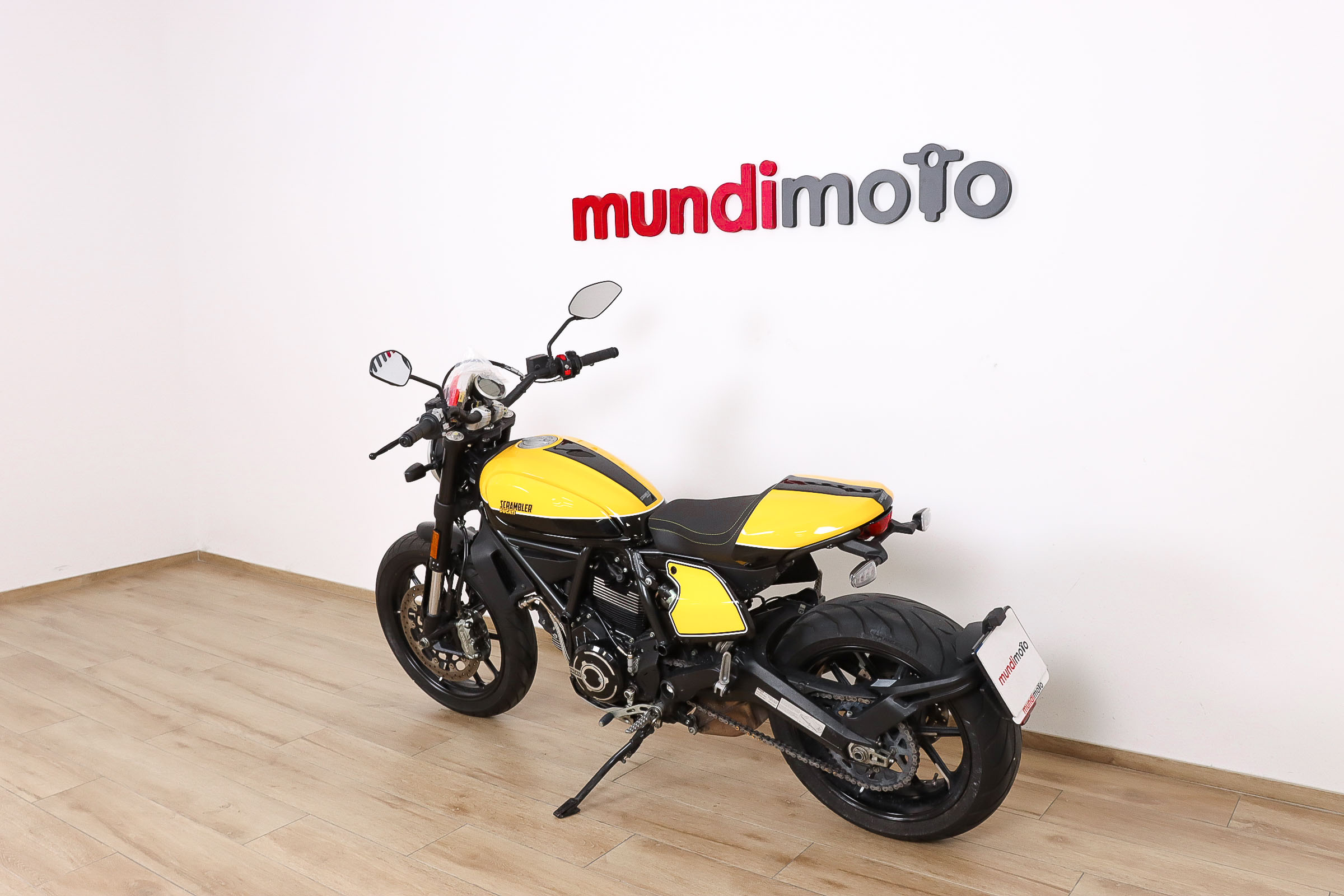 DUCATI Scrambler Full ThrottleDUCATI6 DUCATI Scrambler Full ThrottleDUCATI6