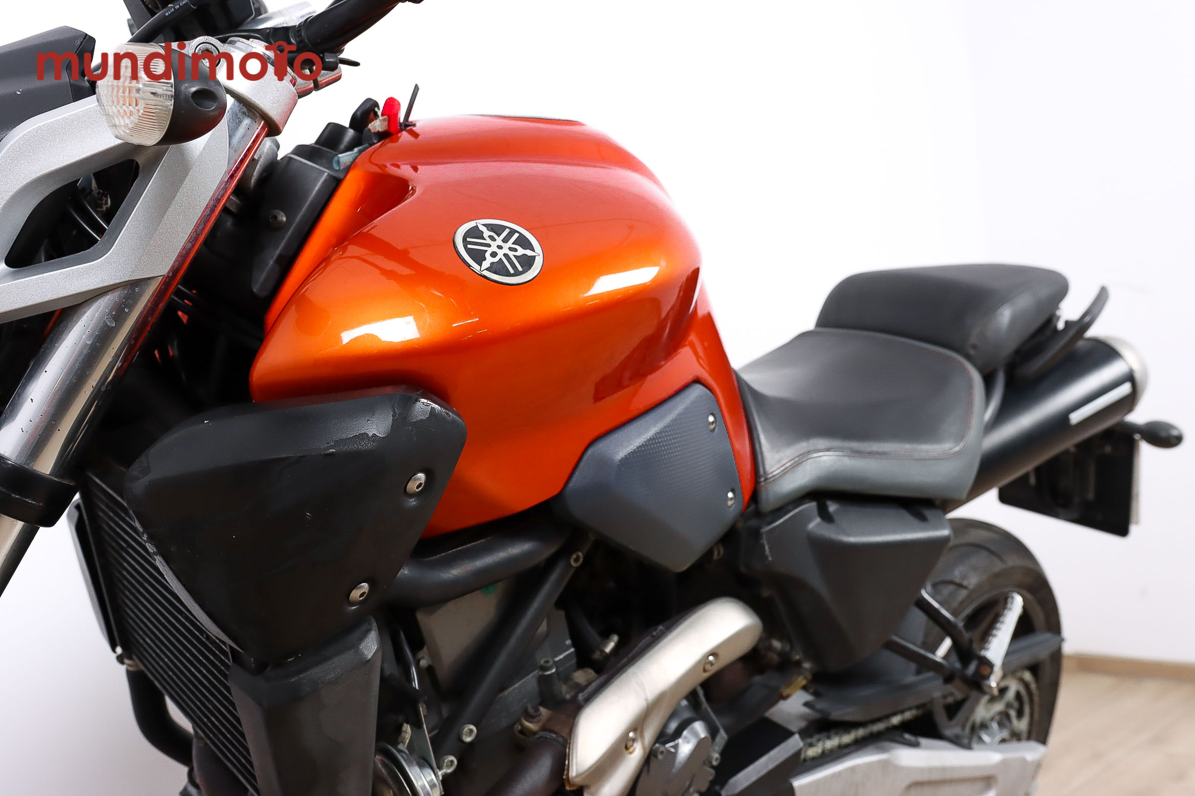 YAMAHA MT 03YAMAHA8 YAMAHA MT 03YAMAHA8