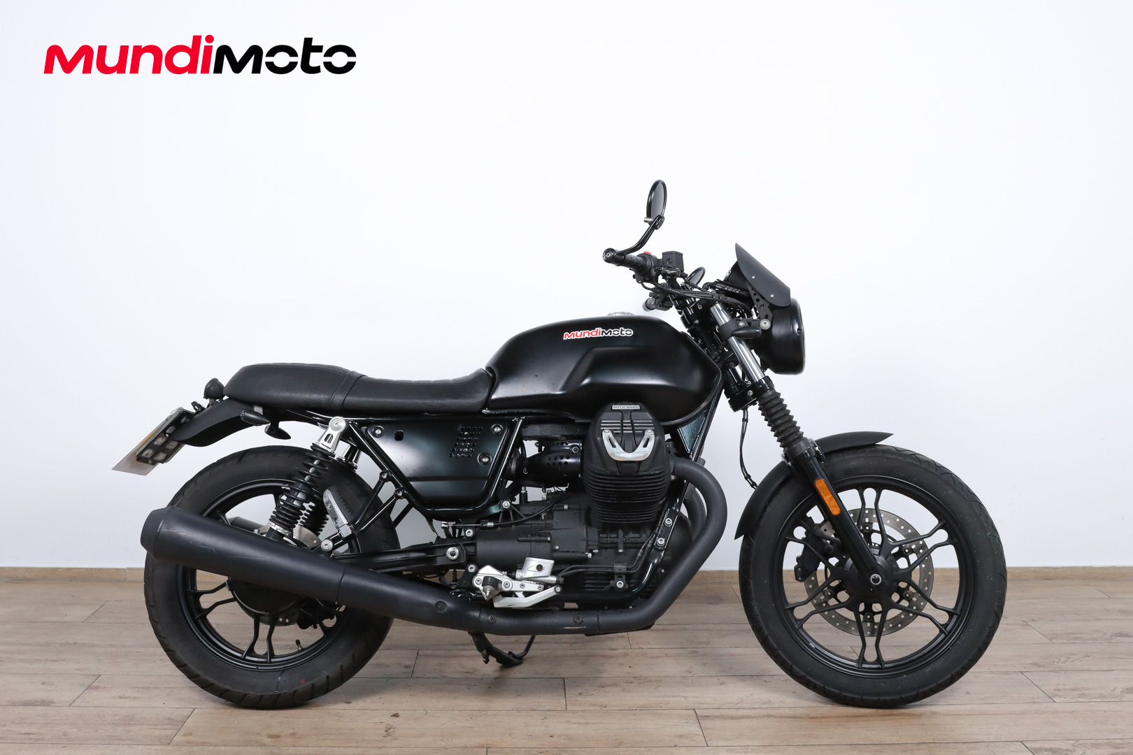 MOTO GUZZI V7 III StoneMOTO GUZZI0 MOTO GUZZI V7 III StoneMOTO GUZZI0