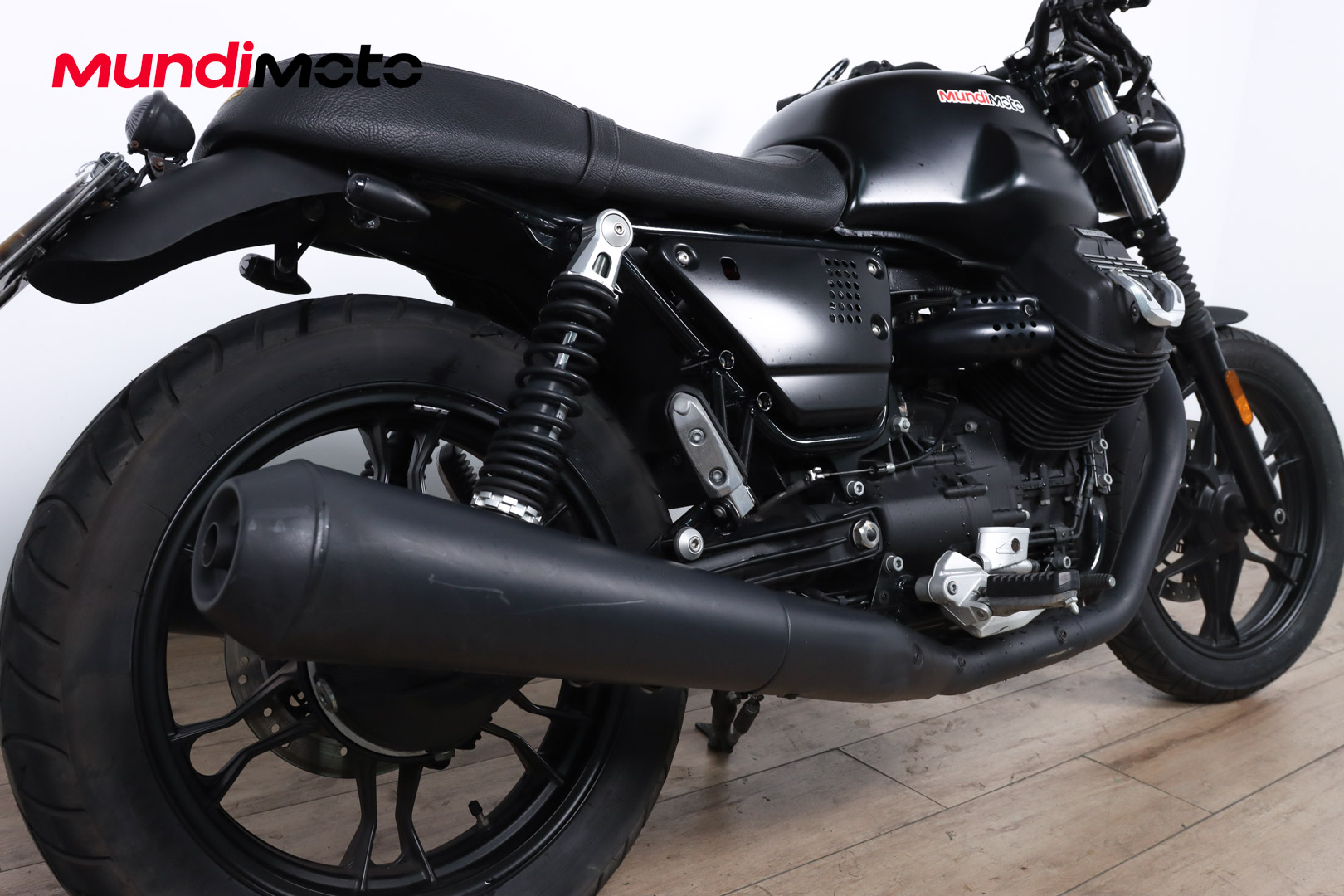 MOTO GUZZI V7 III StoneMOTO GUZZI3 MOTO GUZZI V7 III StoneMOTO GUZZI3