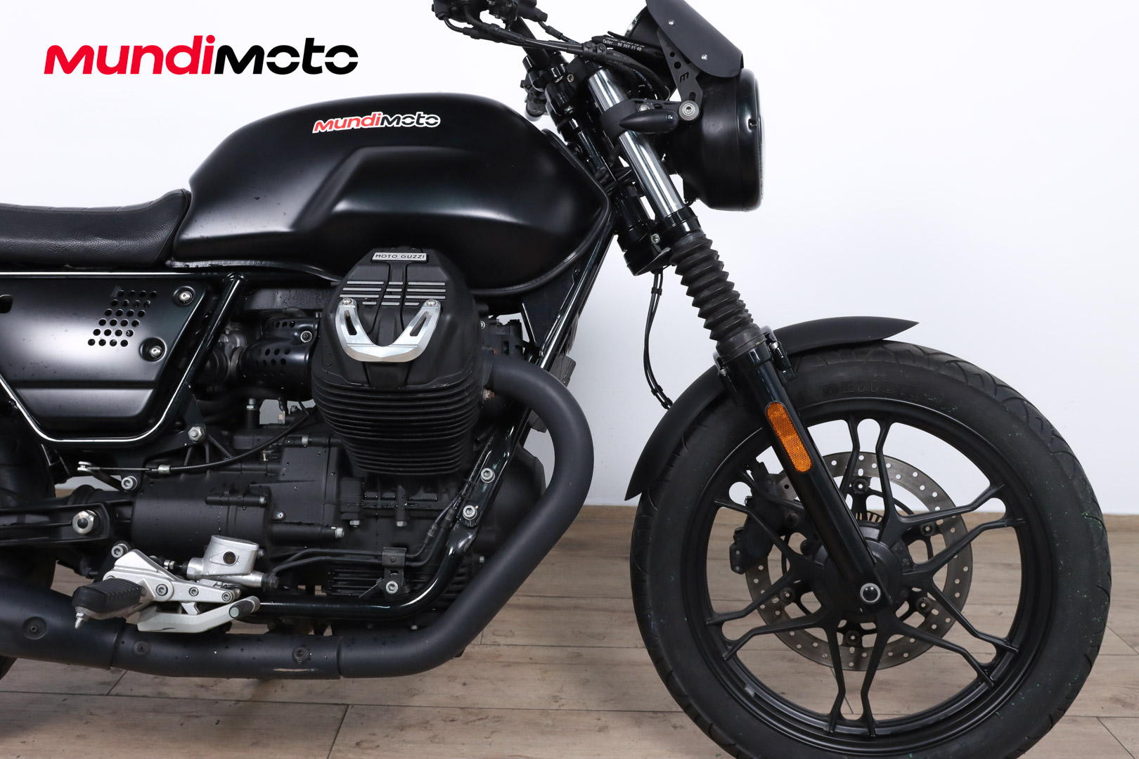 MOTO GUZZI V7 III StoneMOTO GUZZI4 MOTO GUZZI V7 III StoneMOTO GUZZI4