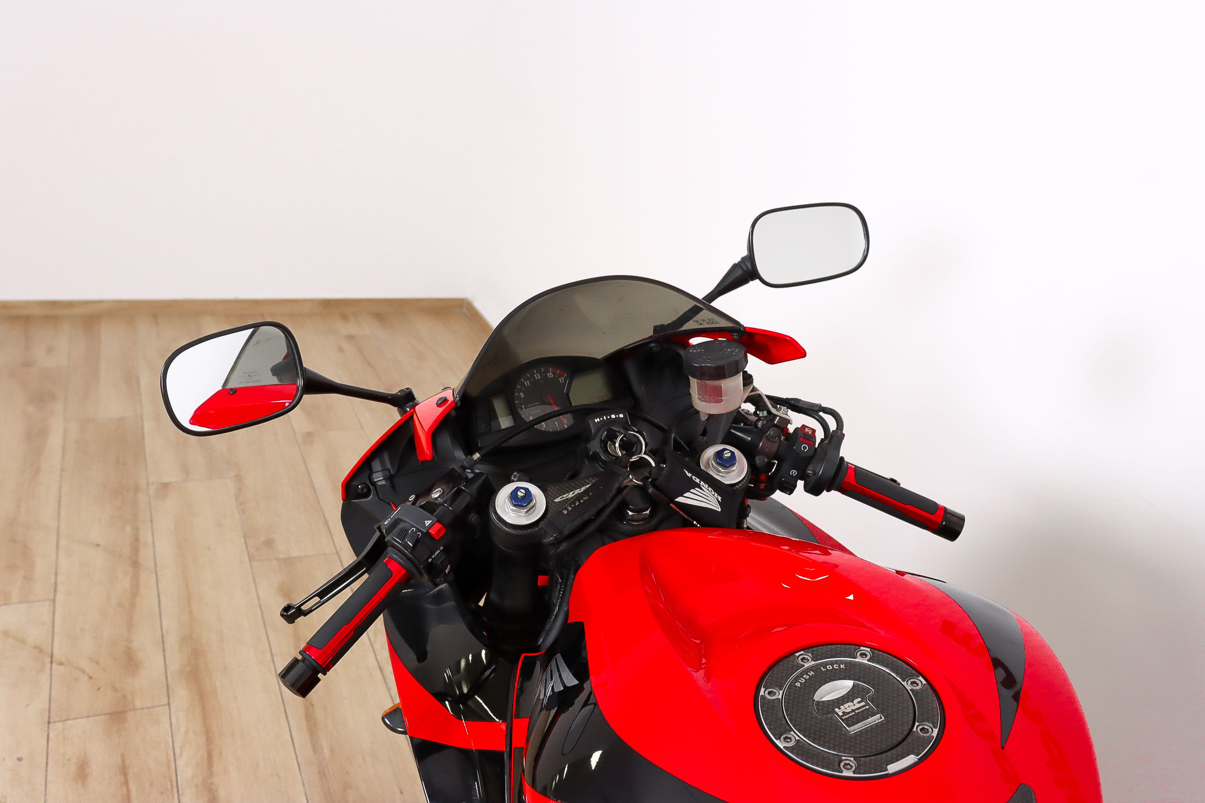 HONDA CBR 600 RRHONDA11 HONDA CBR 600 RRHONDA11