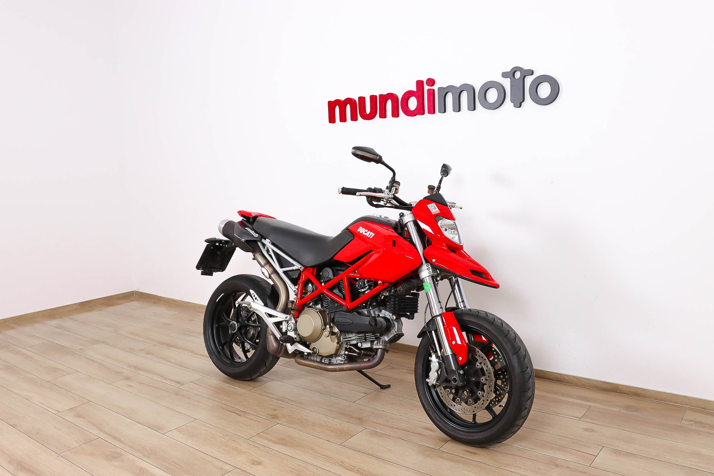 DUCATI HYPERMOTARD 1100DUCATI2 DUCATI HYPERMOTARD 1100DUCATI2