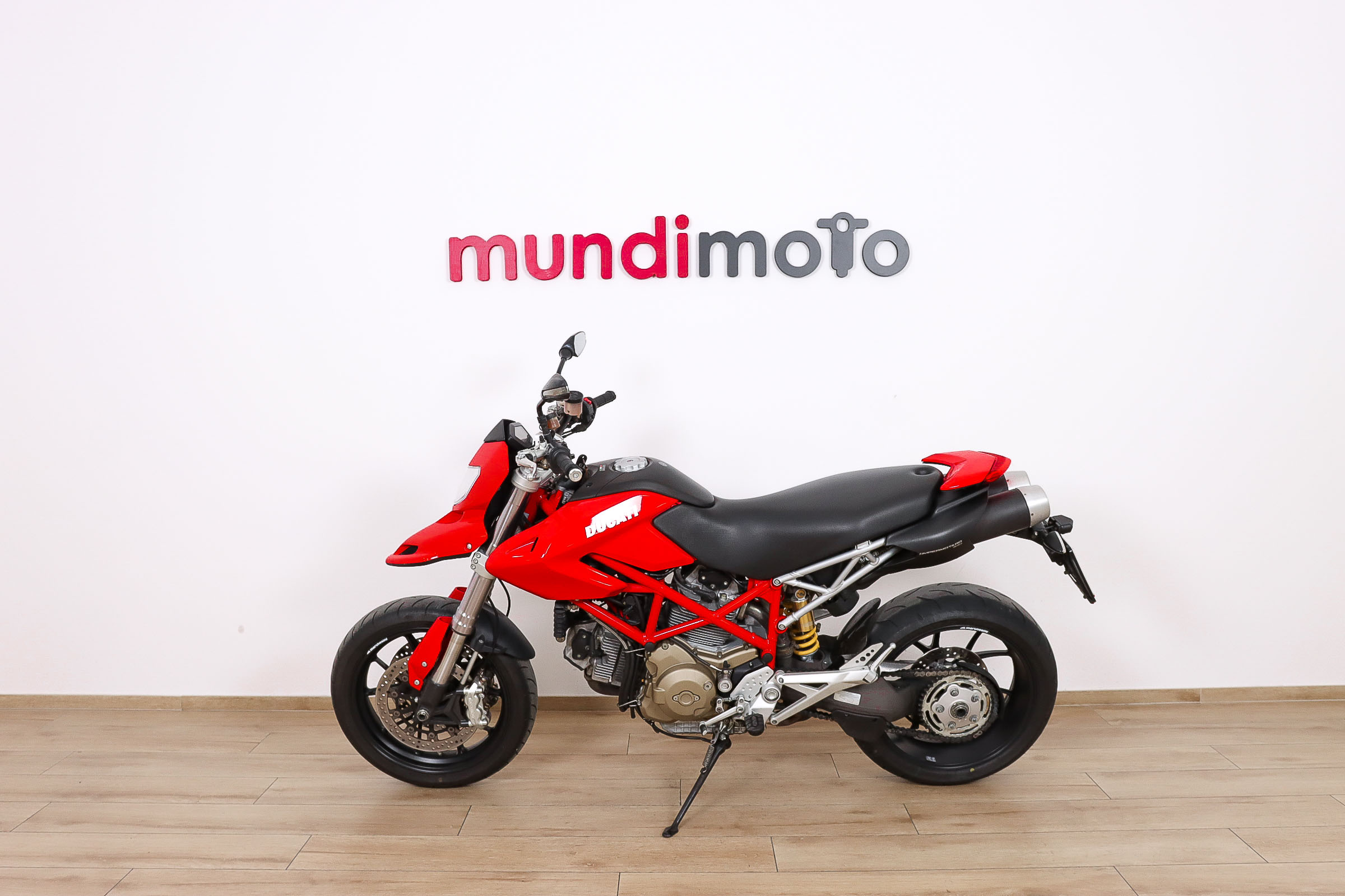 DUCATI HYPERMOTARD 1100DUCATI7 DUCATI HYPERMOTARD 1100DUCATI7