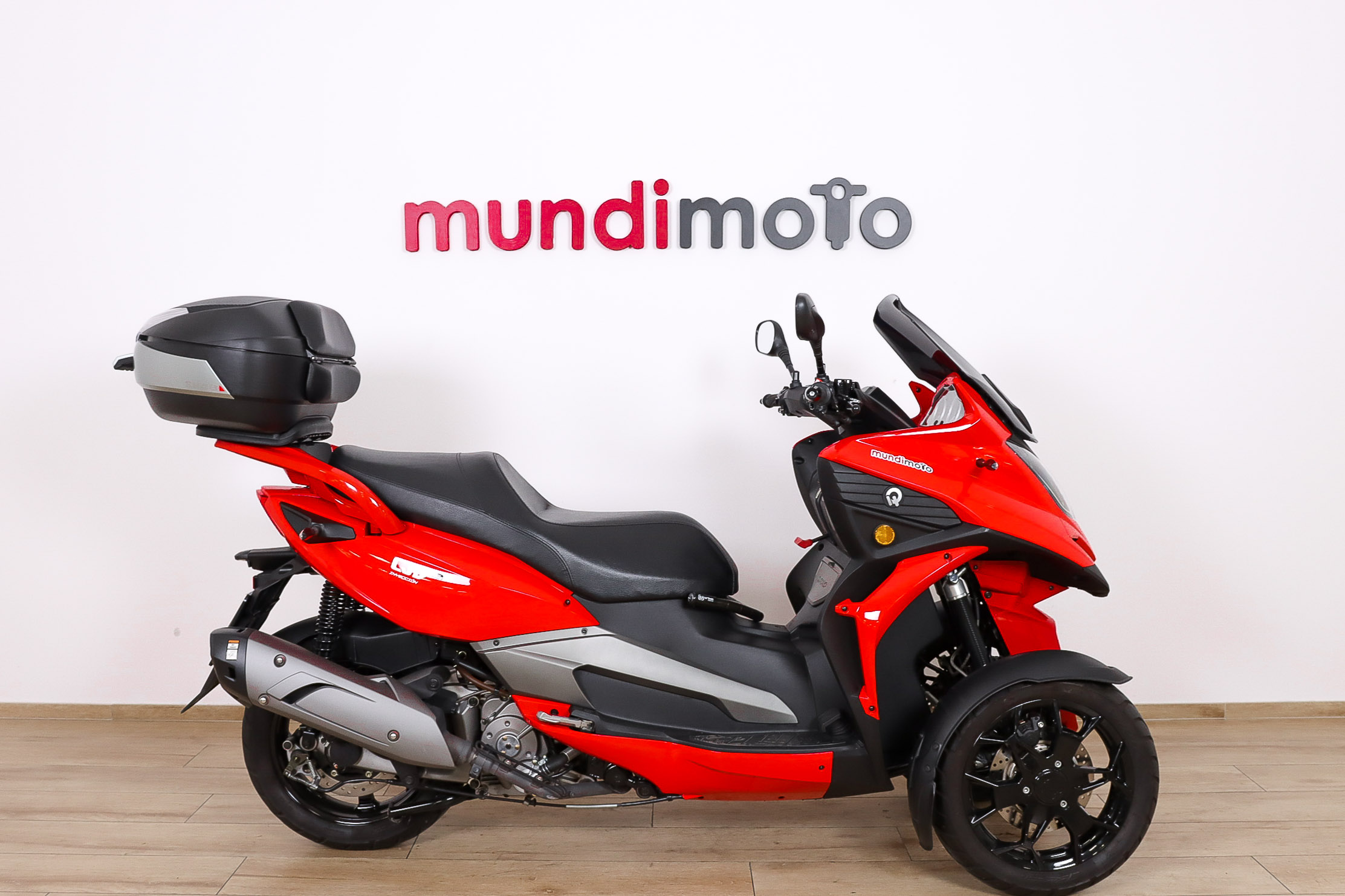 QUADRO QV3QUADRO0 QUADRO QV3QUADRO0