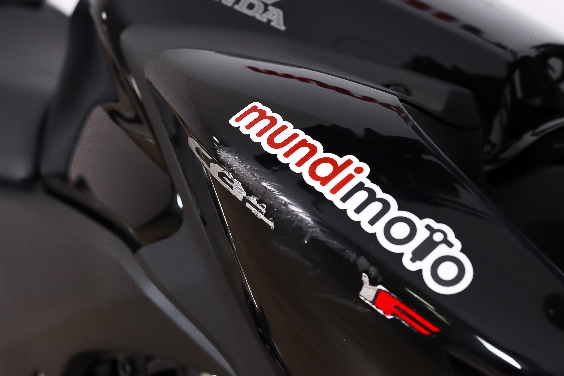 HONDA CB 500FHONDA4 HONDA CB 500FHONDA4