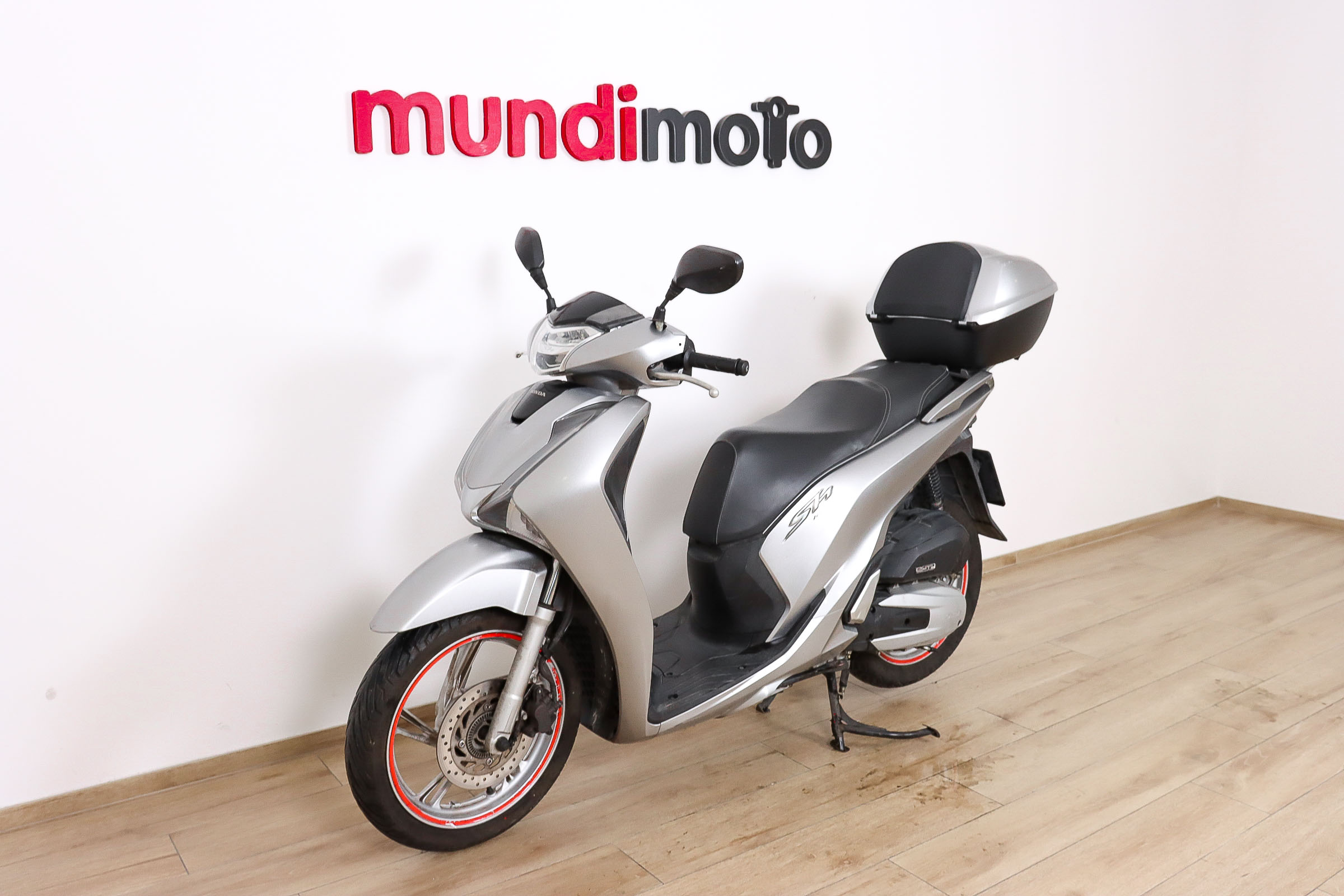 HONDA SH125iHONDA4 HONDA SH125iHONDA4