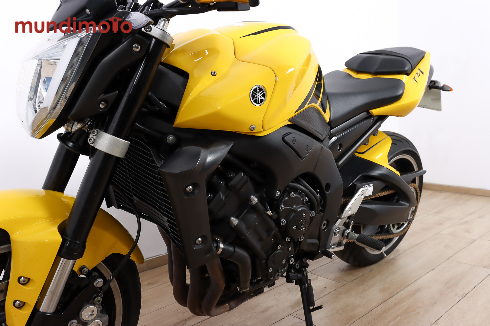 YAMAHA FZ1 NYAMAHA8 YAMAHA FZ1 NYAMAHA8