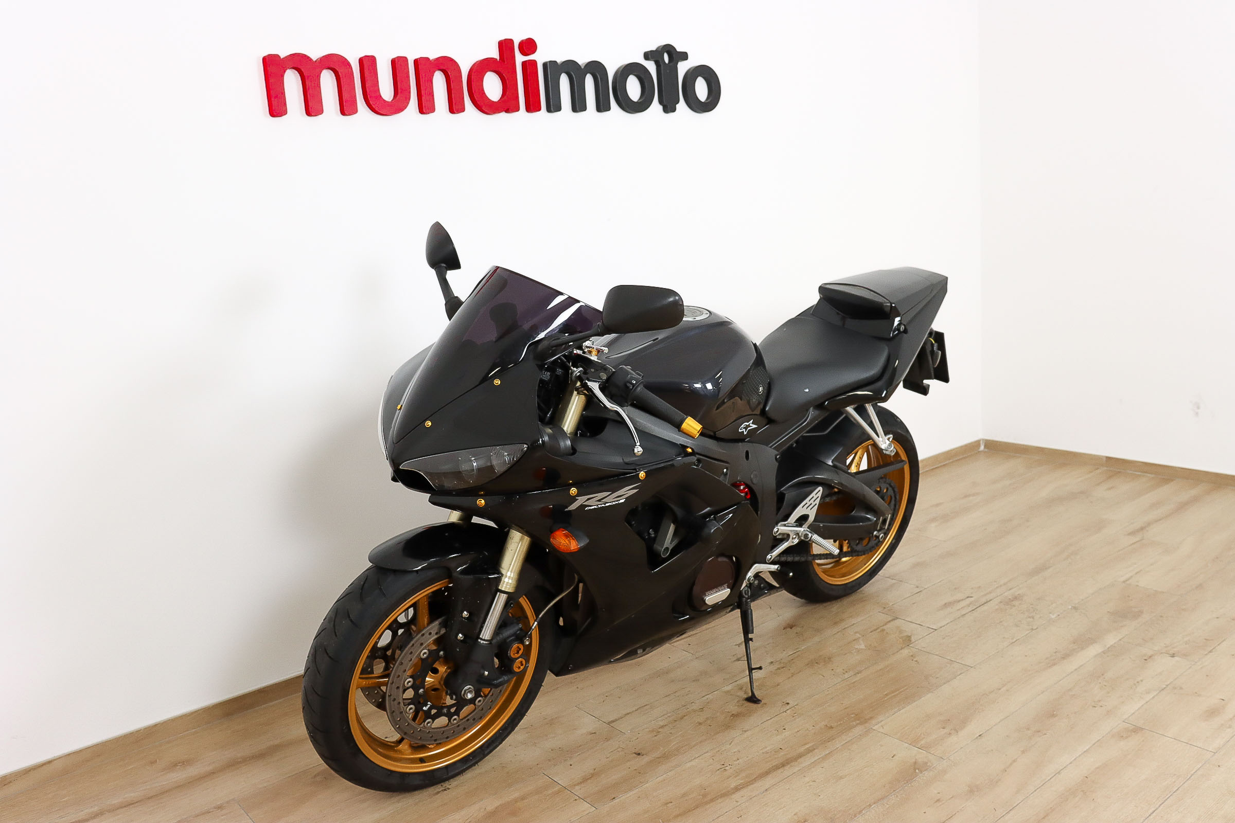 YAMAHA YZF R6YAMAHA9 YAMAHA YZF R6YAMAHA9