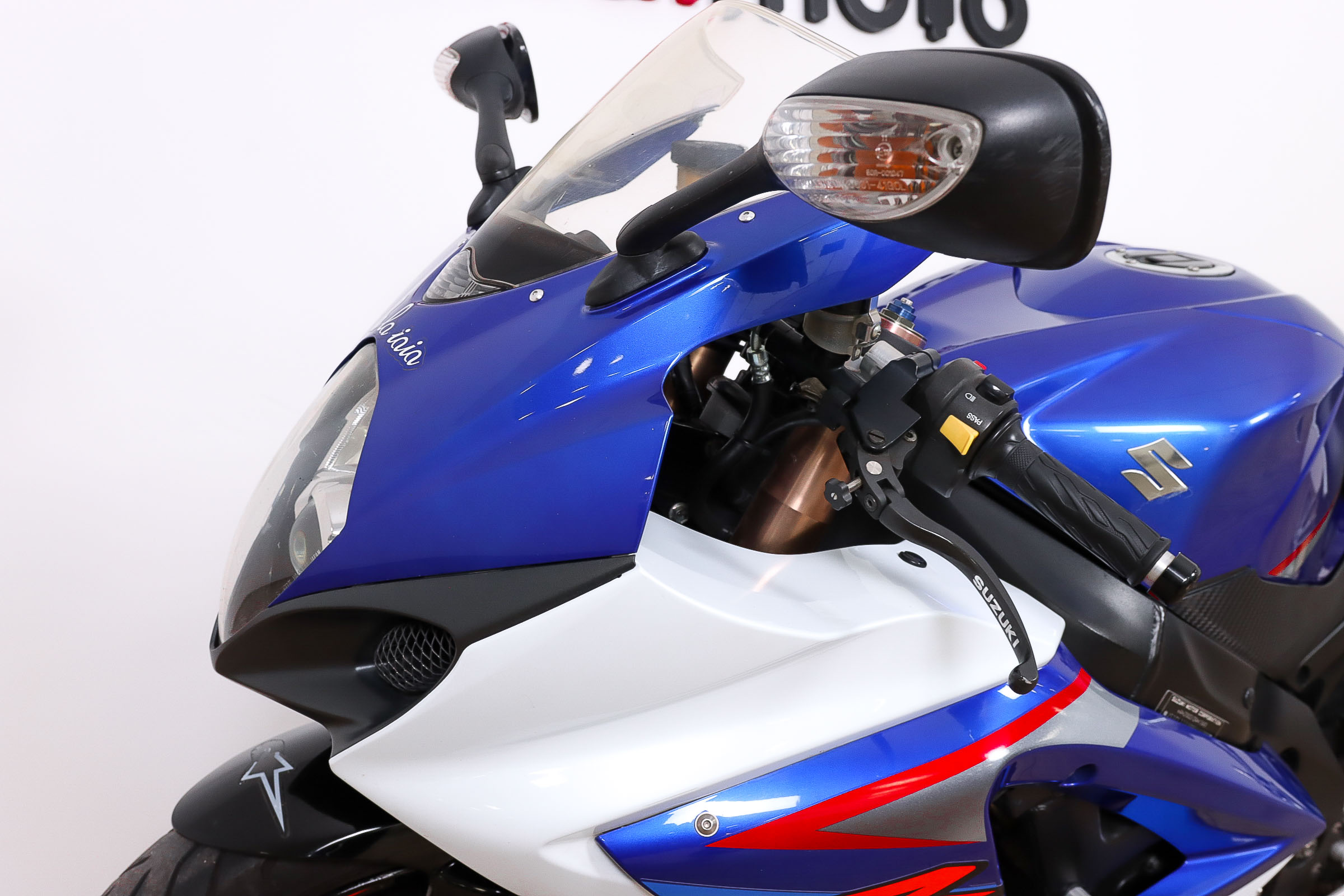 SUZUKI GSX R1000SUZUKI14 SUZUKI GSX R1000SUZUKI14