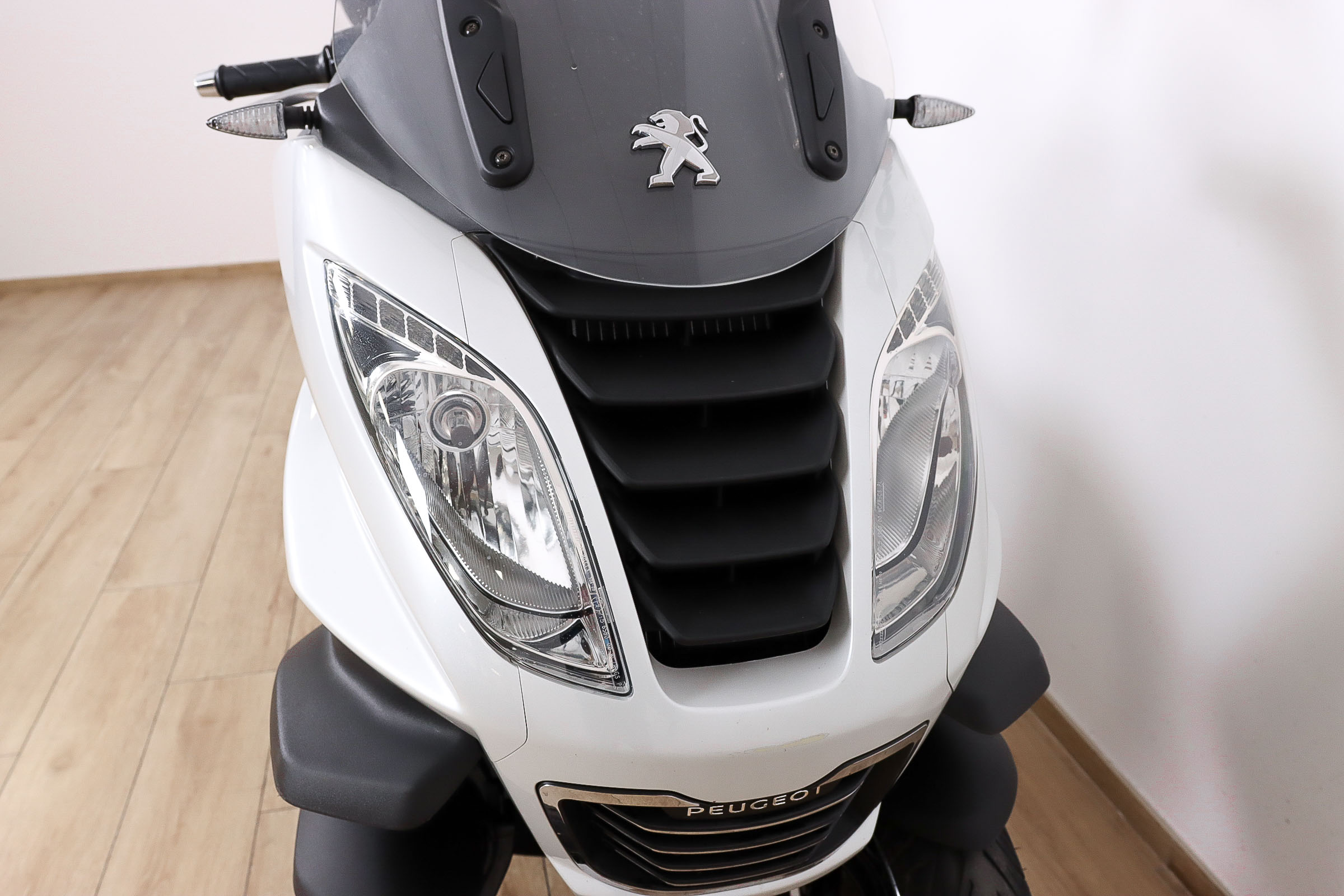 PEUGEOT Metropolis 400PEUGEOT4 PEUGEOT Metropolis 400PEUGEOT4